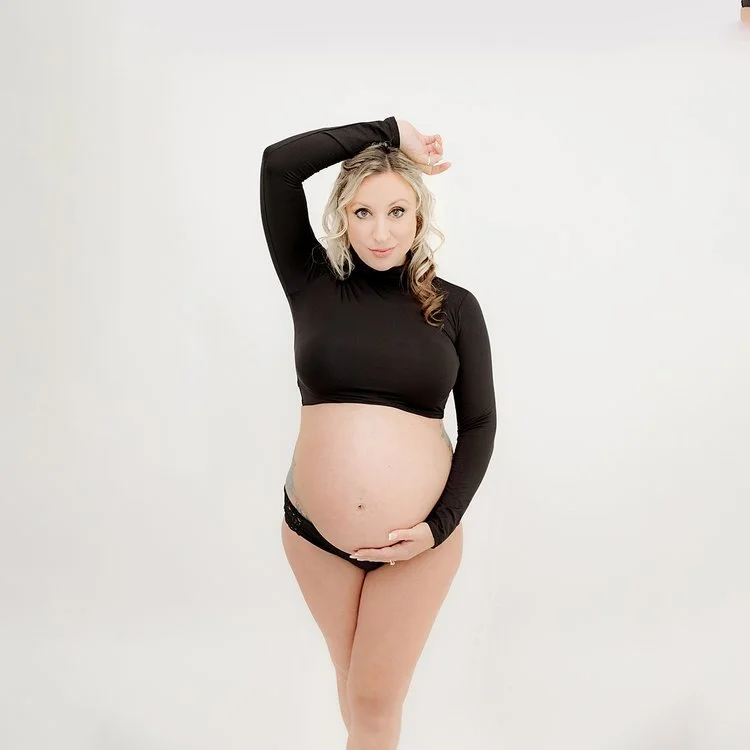 beautiful-studio-maternity-portrait-durham-nc