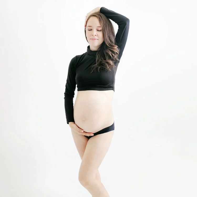 classic-pregnancy-portrait-studio-durham-nc-mika-james