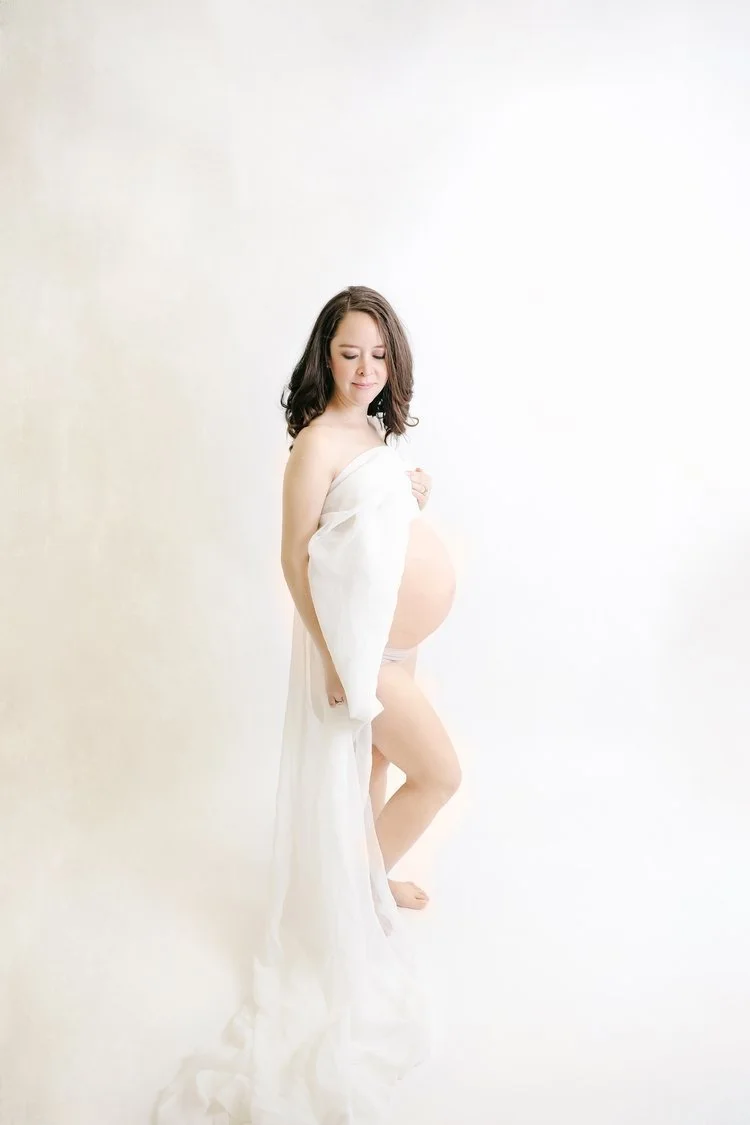 maternity-photoshoot-studio-durham-nc-light