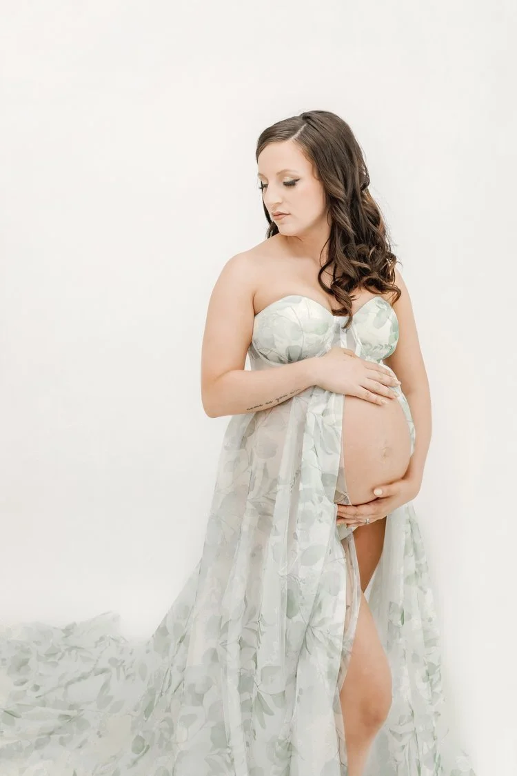 luxury-pregnancy-photo-shoot-studio-raleigh-durham