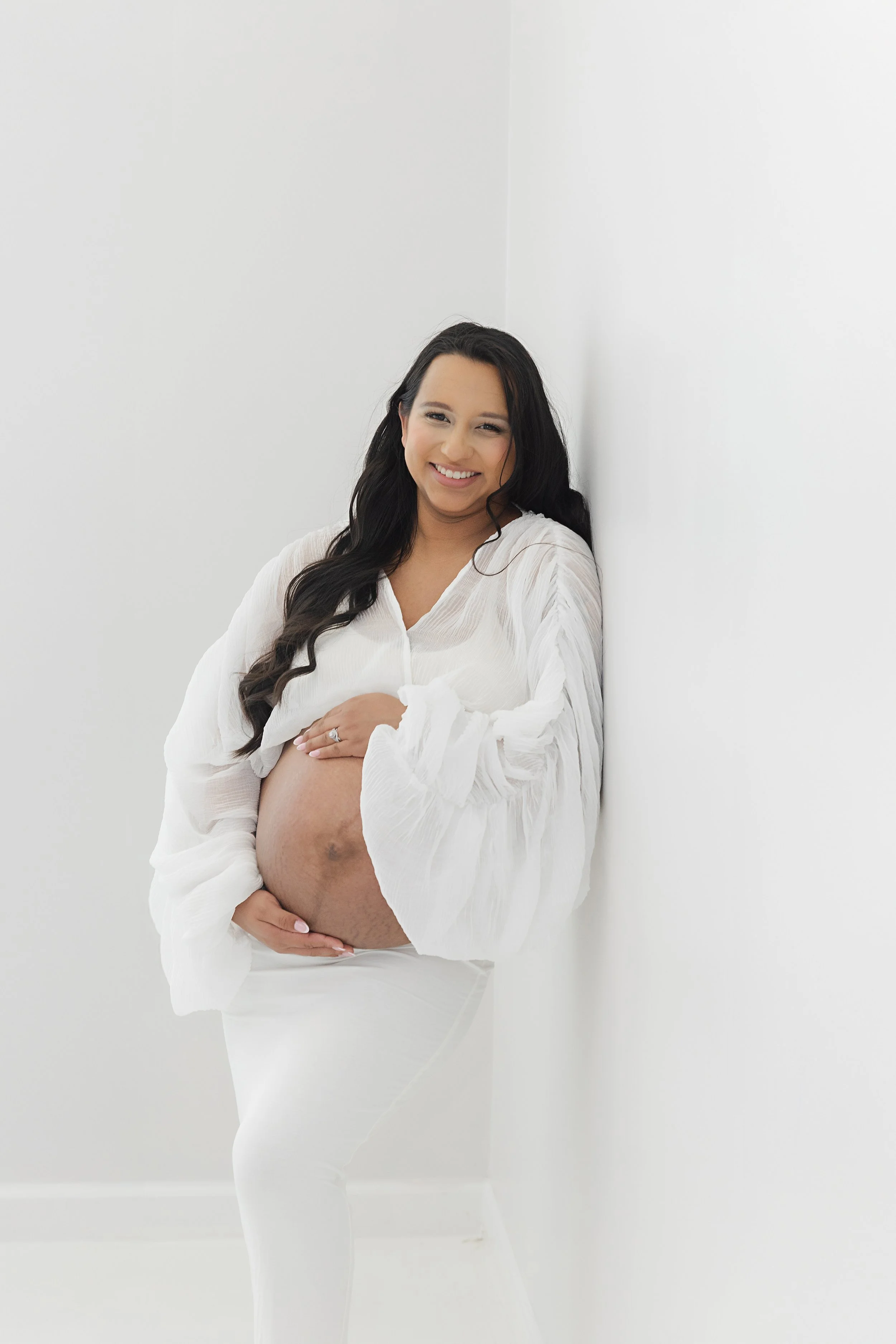 beautiful-maternity-photo-studio-durham-nc-mika-james