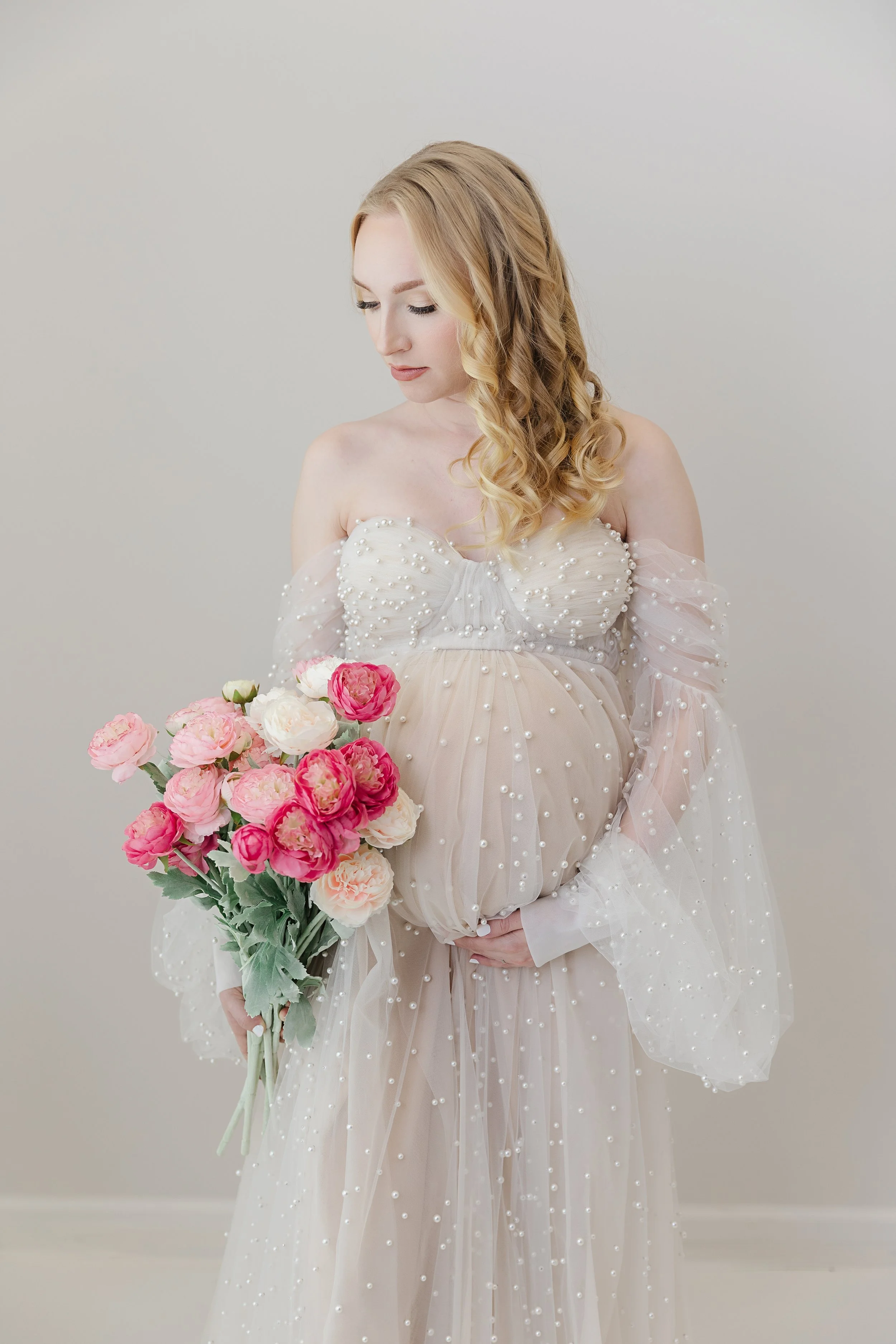 stunning-pregnancy-portrait-studio-raleigh-durham-nc