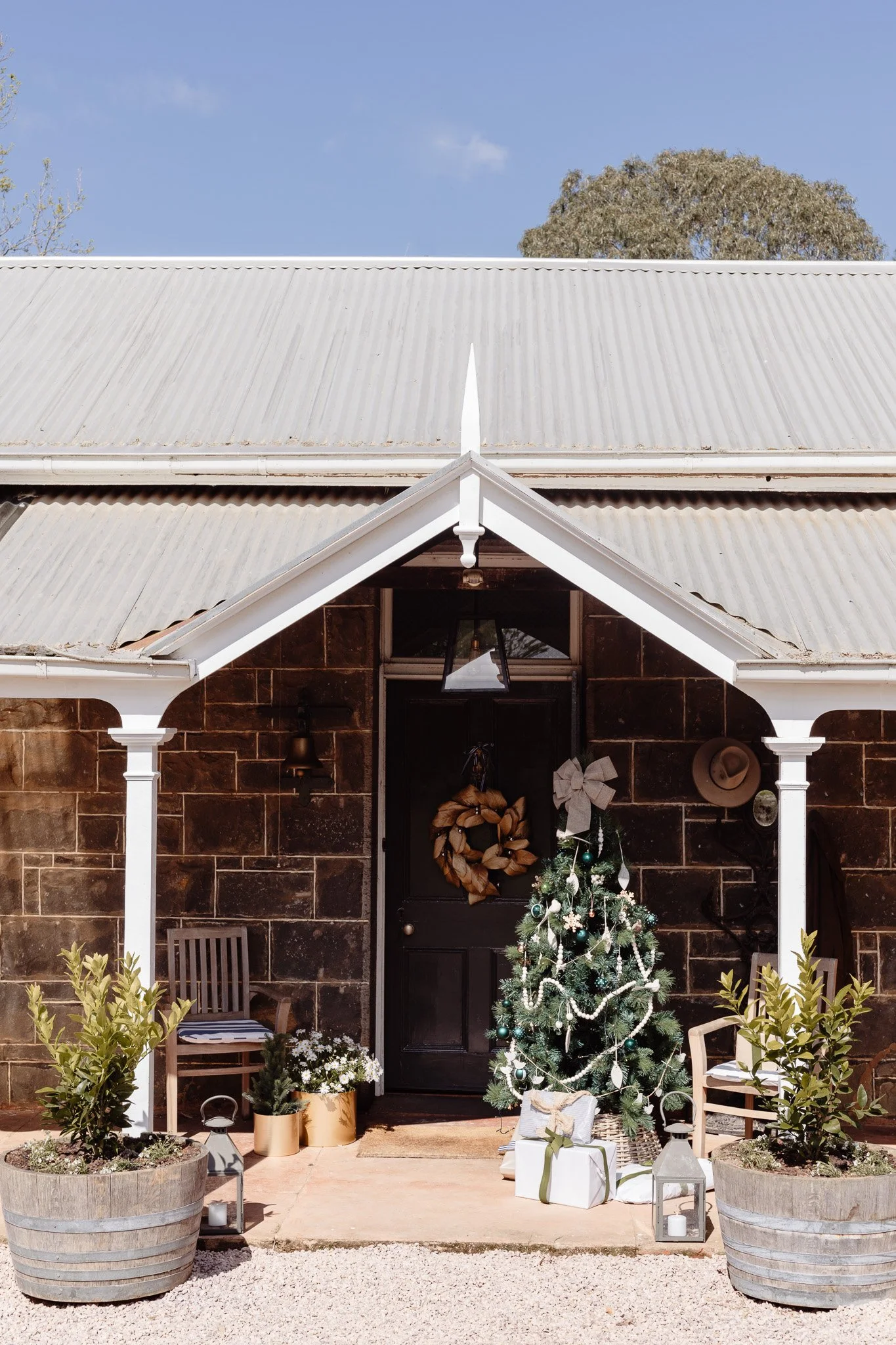 Georgina Morrison_Home Beautiful Country Style_Christmas_02.jpg