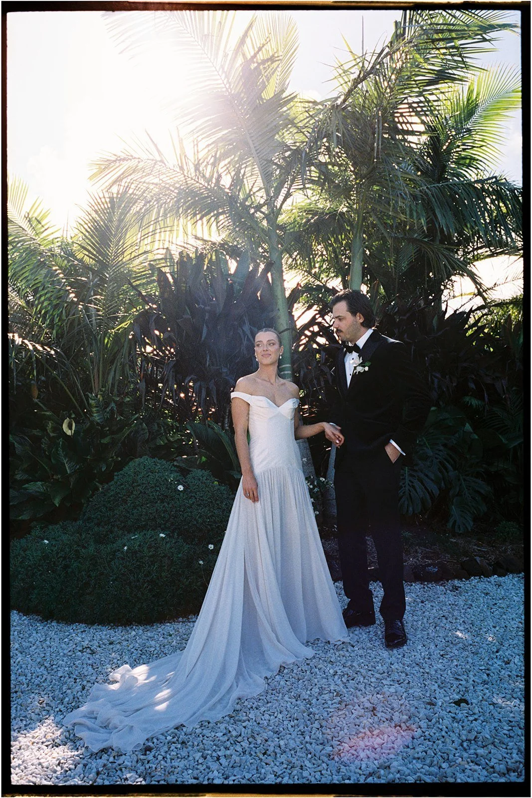 MandyWoodStudio_editorial_natural_Australian_film_wedding_photographer_0062.jpg