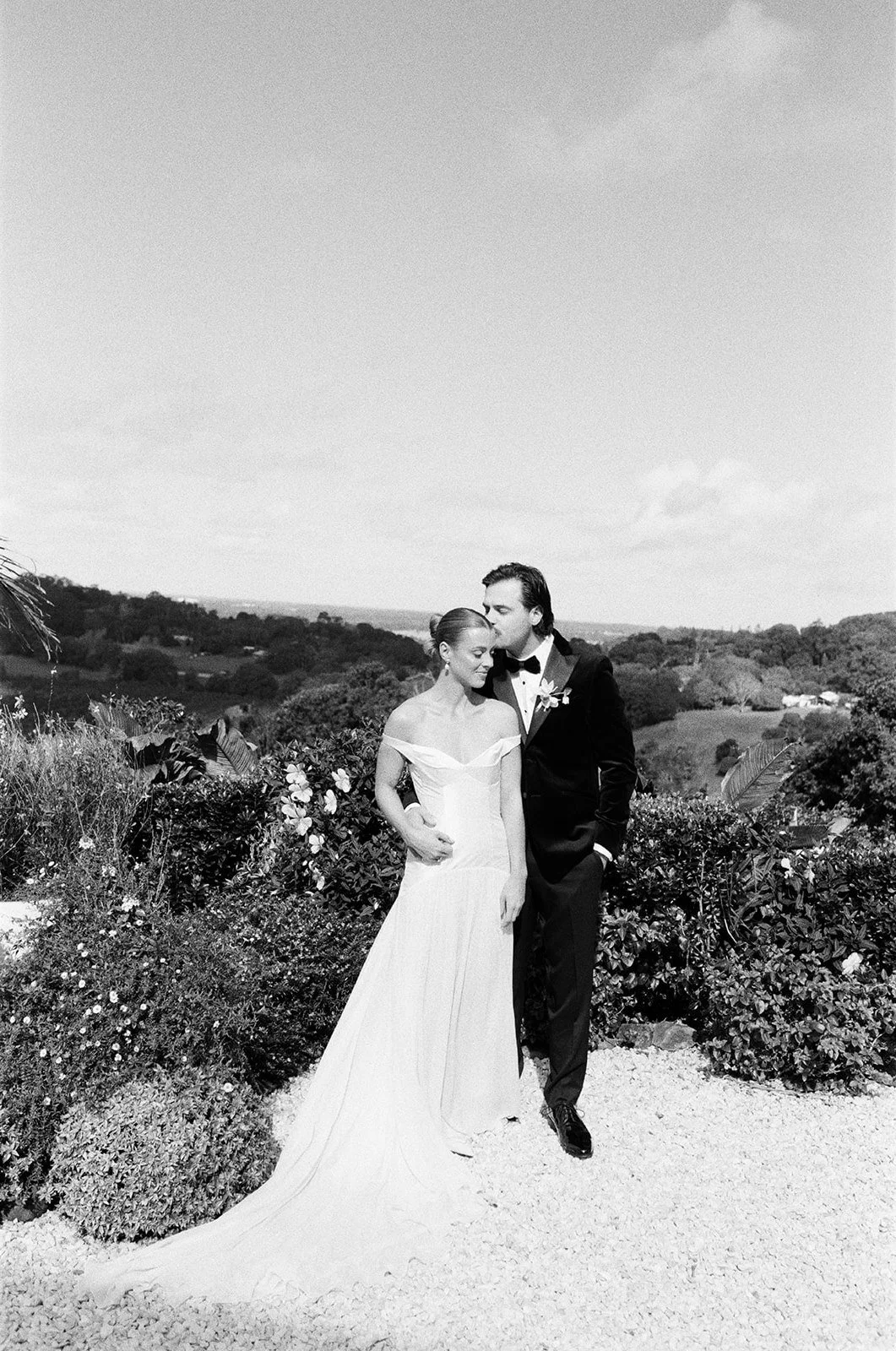MandyWoodStudio_editorial_natural_Australian_film_wedding_photographer_0101.jpg