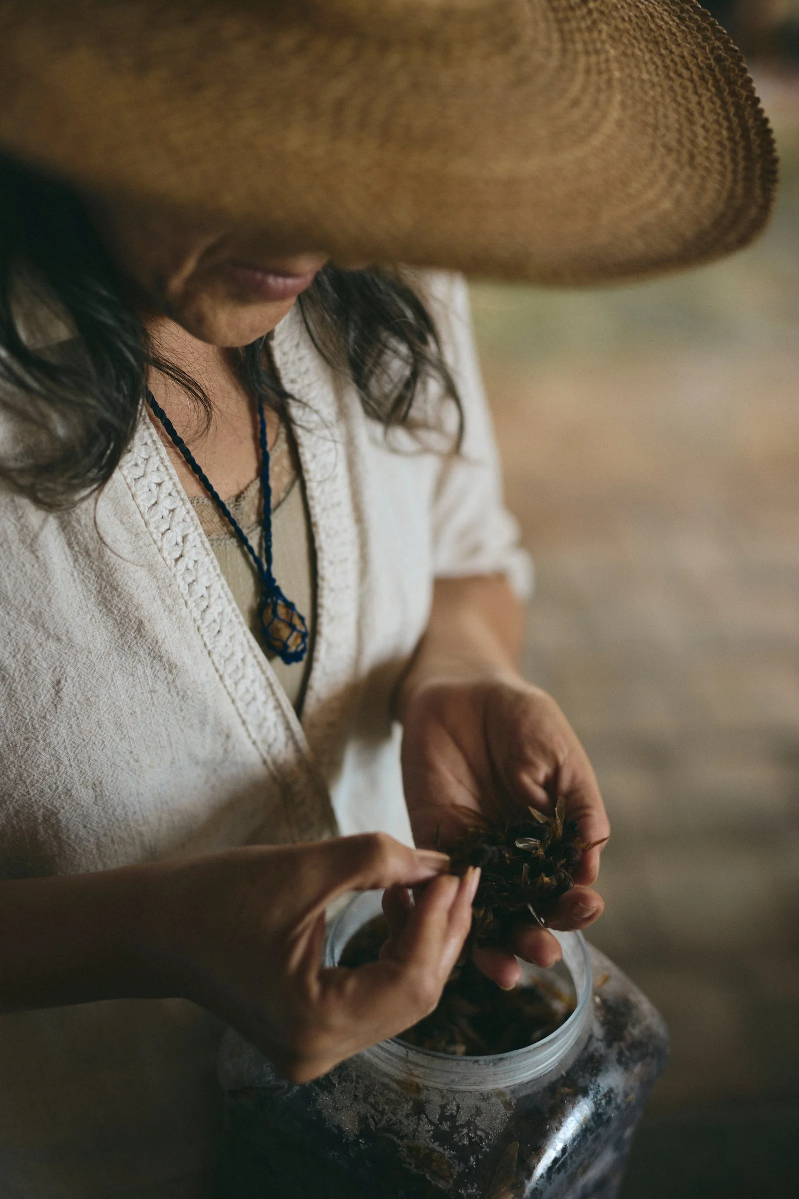 Margarita Higuera prepares hormigas culonas by hand during the Fancy Ant Tasting experience in Barichara, Santander, Colombia. A WhereNext Travel luxury gastronomy experience in Colombia.