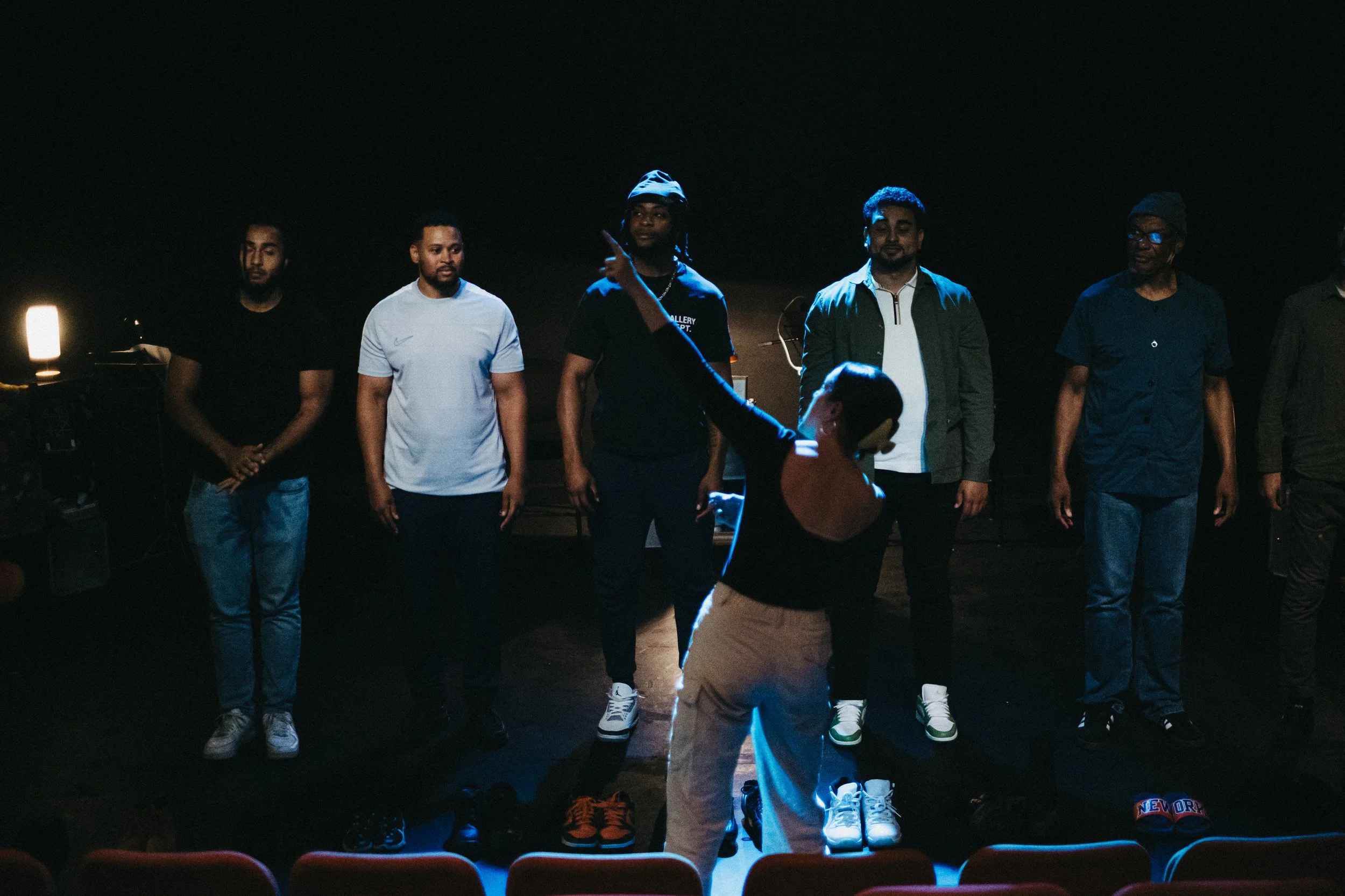 Director El Henderson working with the cast of Magnify, New Diorama Theatre 2024 / Photo Credit - Greta Zabulyte