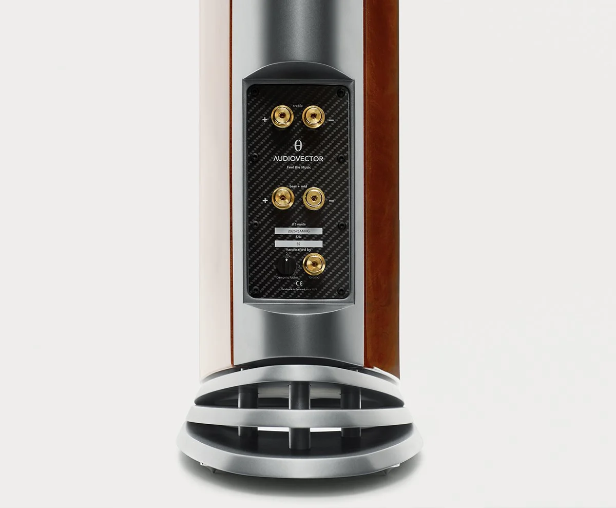 Audiovector R 5 Arrete back