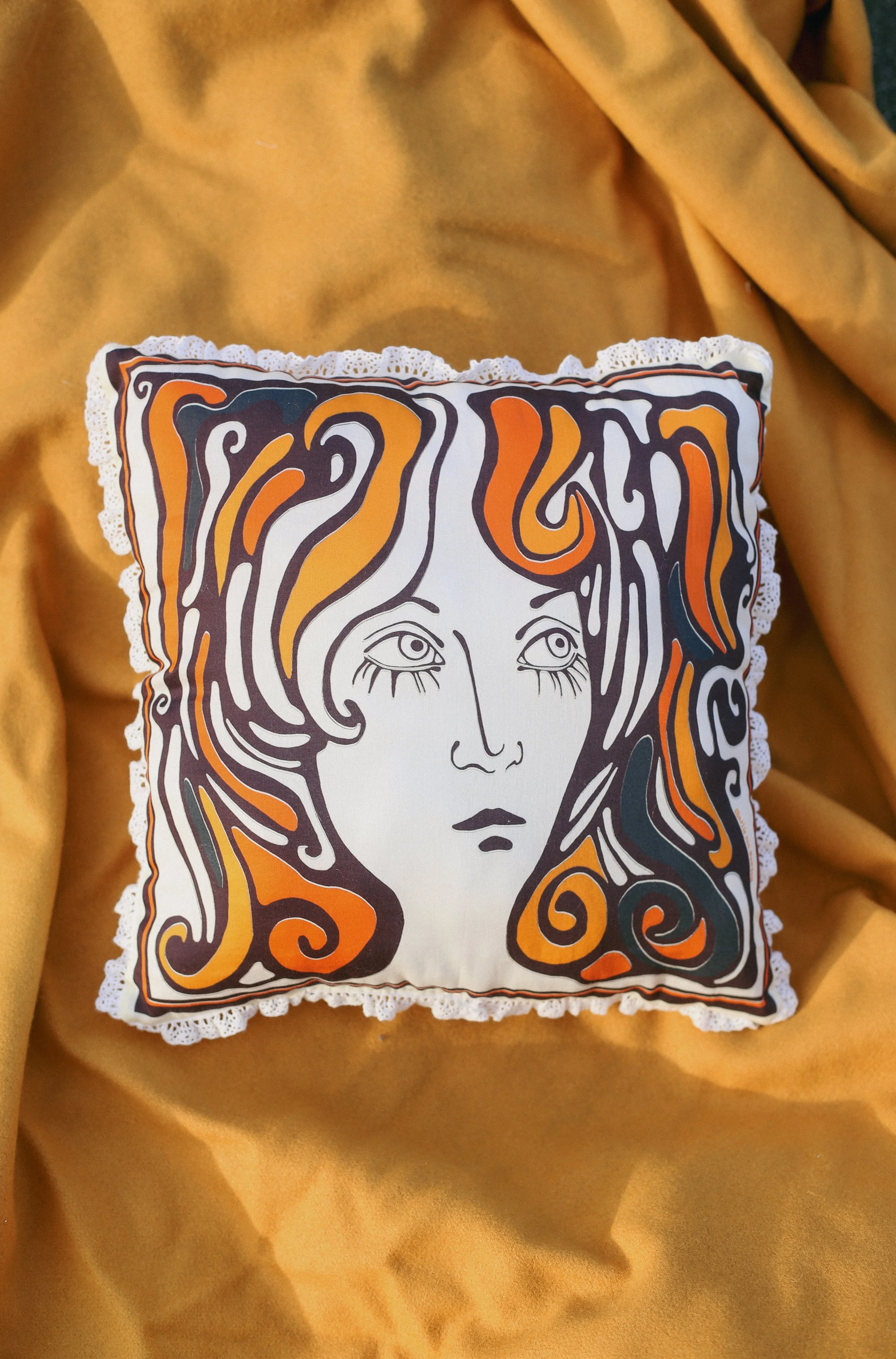 Lady Sunshine Cushion