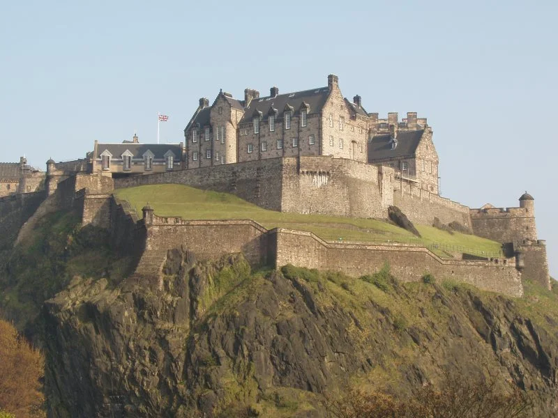  Edinburgh Castle 