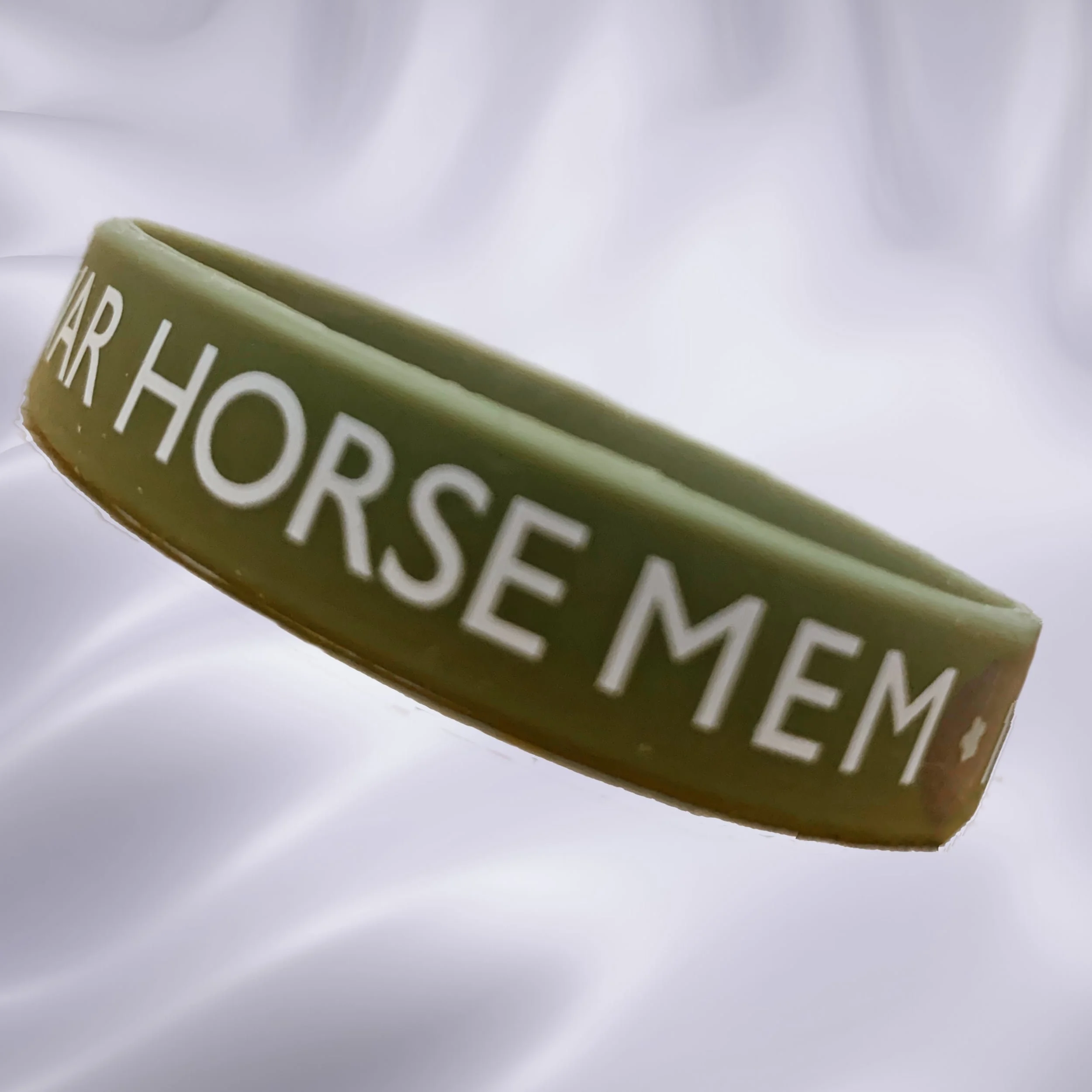 Wristband (green).jpg