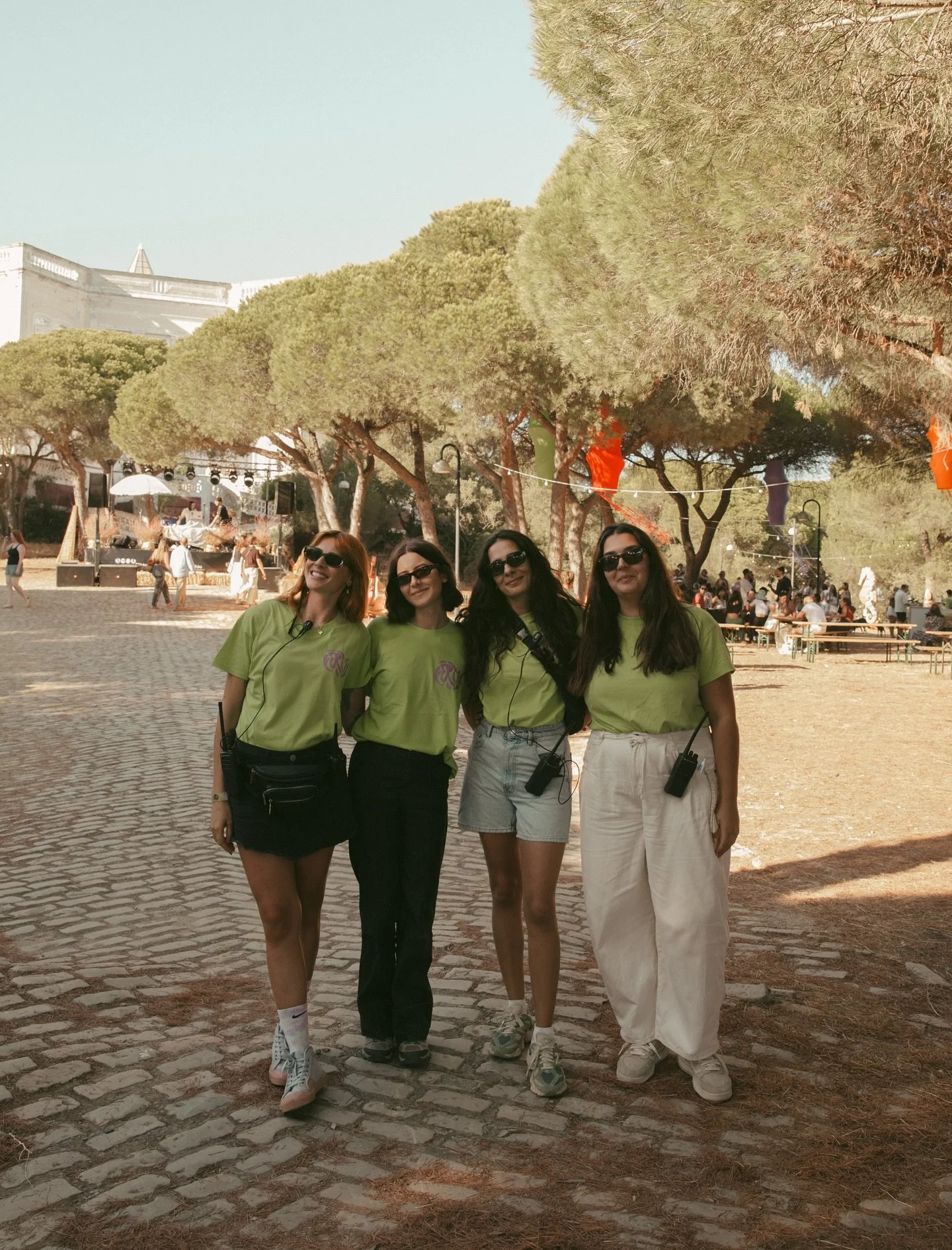Por tr&aacute;s de cada detalhe do F&eacute;rtil h&aacute; uma equipa que sonhou, suou, planeou e p&ocirc;s m&atilde;os &agrave; obra 🍃
Obrigada a todos os que deram corpo e alma a esta edi&ccedil;&atilde;o: desde a montagem at&eacute; &agrave; prog