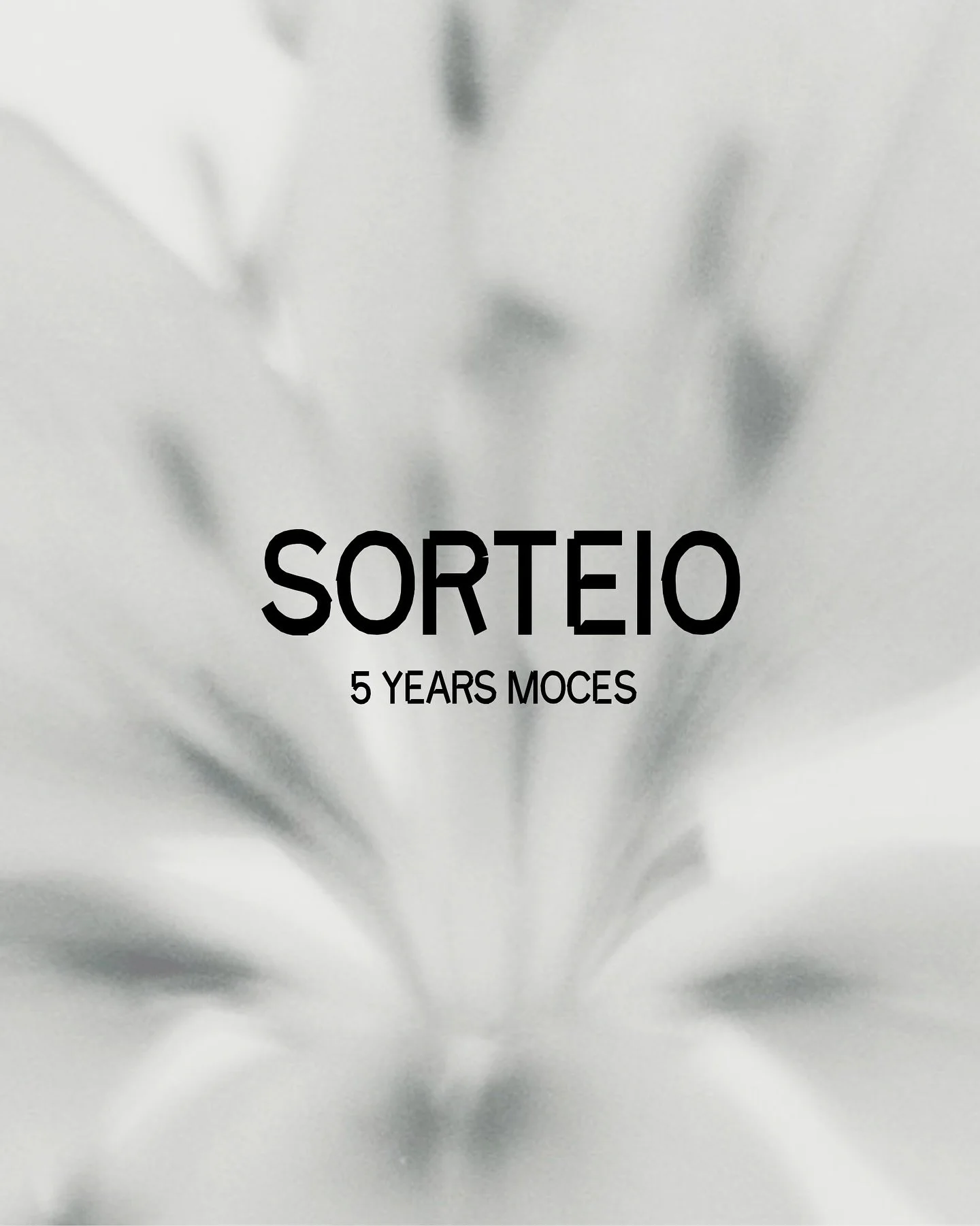 N&atilde;o conseguiste estar connosco ontem no madalena.faro para celebrar os 5 anos da MOCES, mas ainda queres participar no sorteio? 👀

Tudo certo! S&oacute; tens de escolher o produto que queres rifar e enviar-nos mensagem privada &mdash; n&oacut