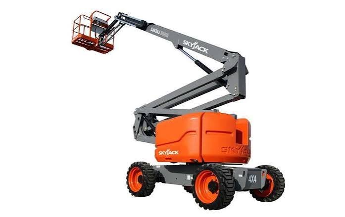 Skyjack-SJ85AJ-boom-lift-durante-white-background