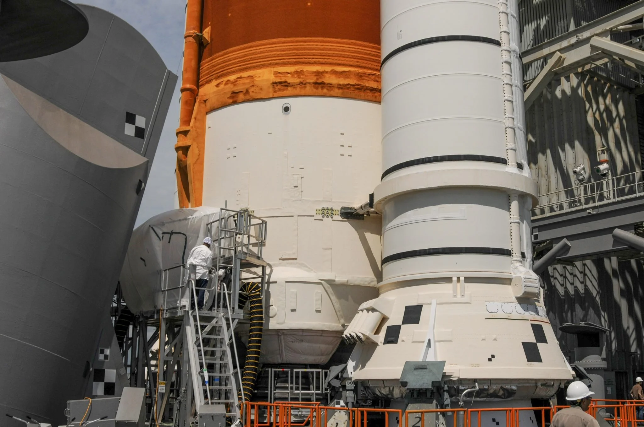 Repair Work Underway to NASA’s SLS , Preparations Continue for Next Launch Opportunity