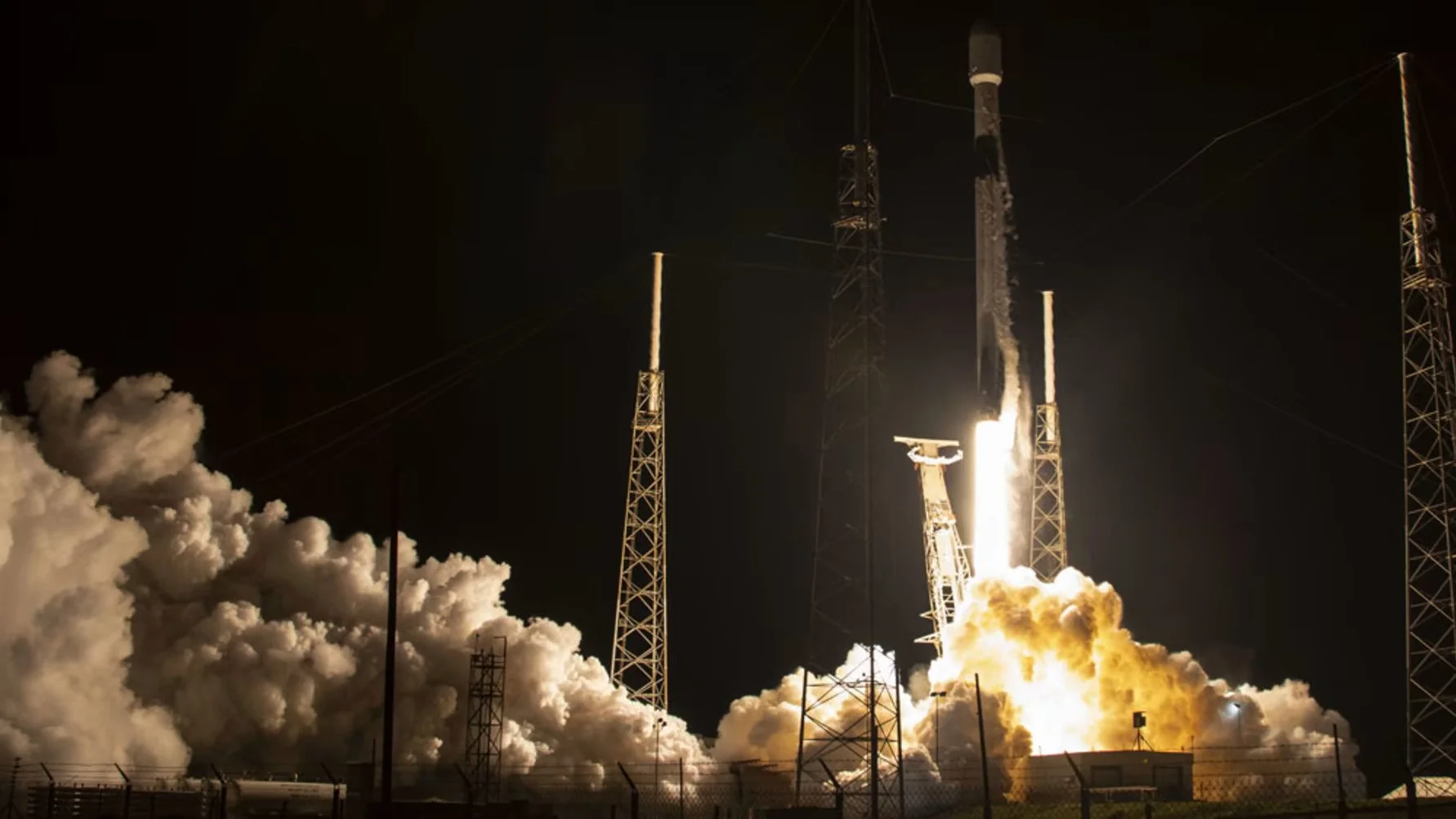 Successful Launch of EUTELSAT HOTBIRD 13F Satellite