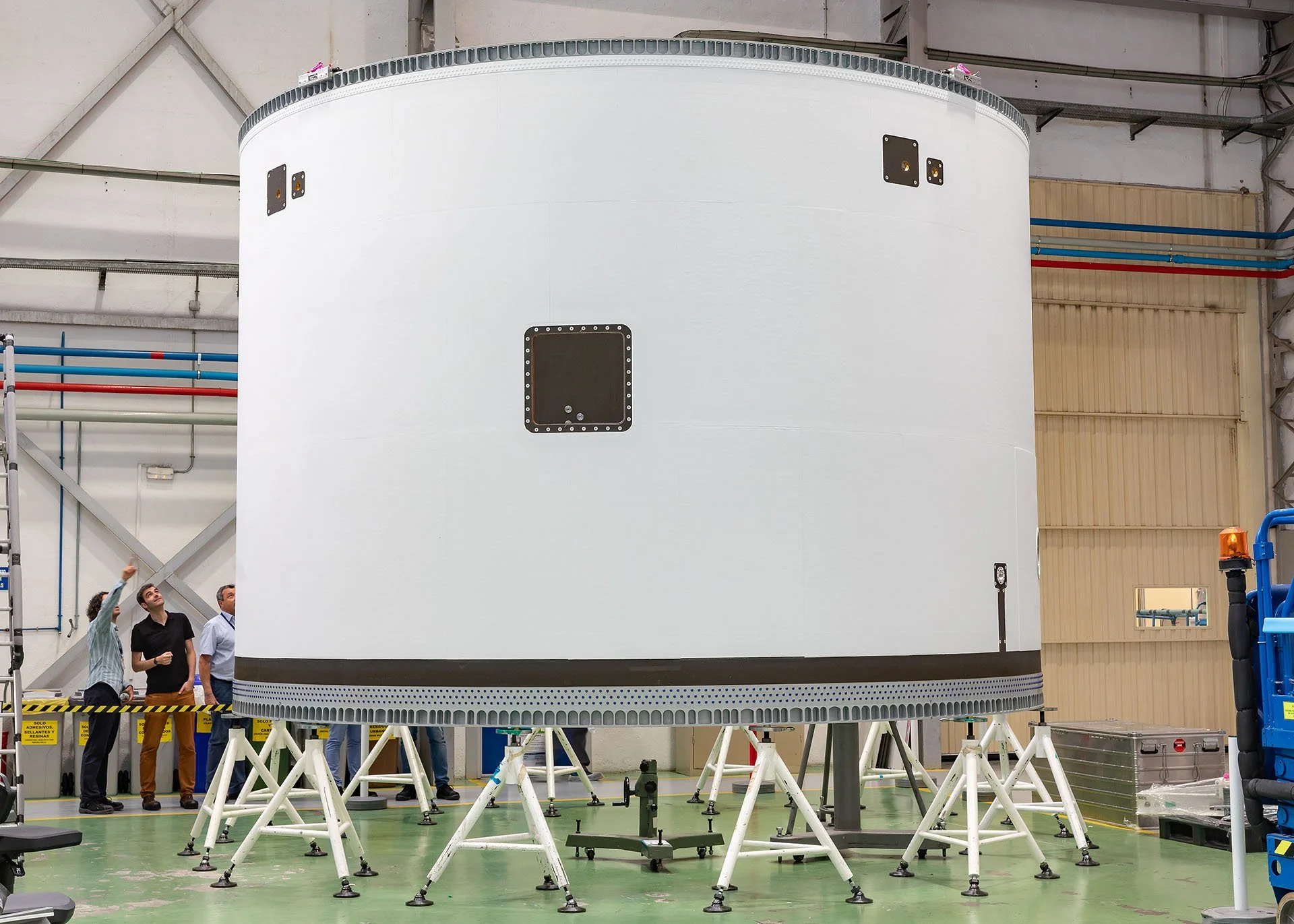 Airbus and ArianeGroup sign Ariane 6 Transition Batch Contract in Spain