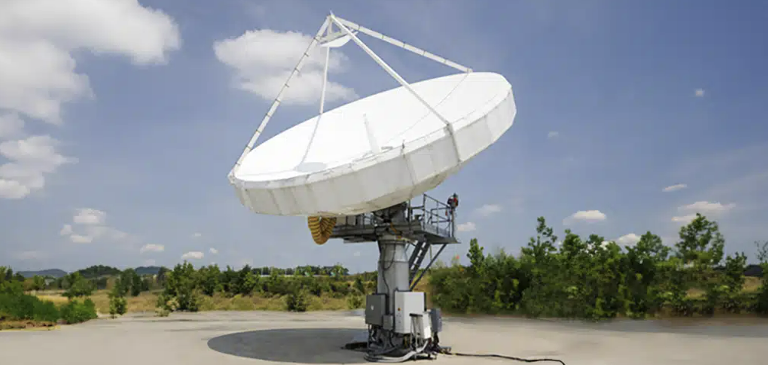Avanti Completes Second Phase of HYLAS 4 Satellite Gateway Project with Arrival of New Antenna in Dakar