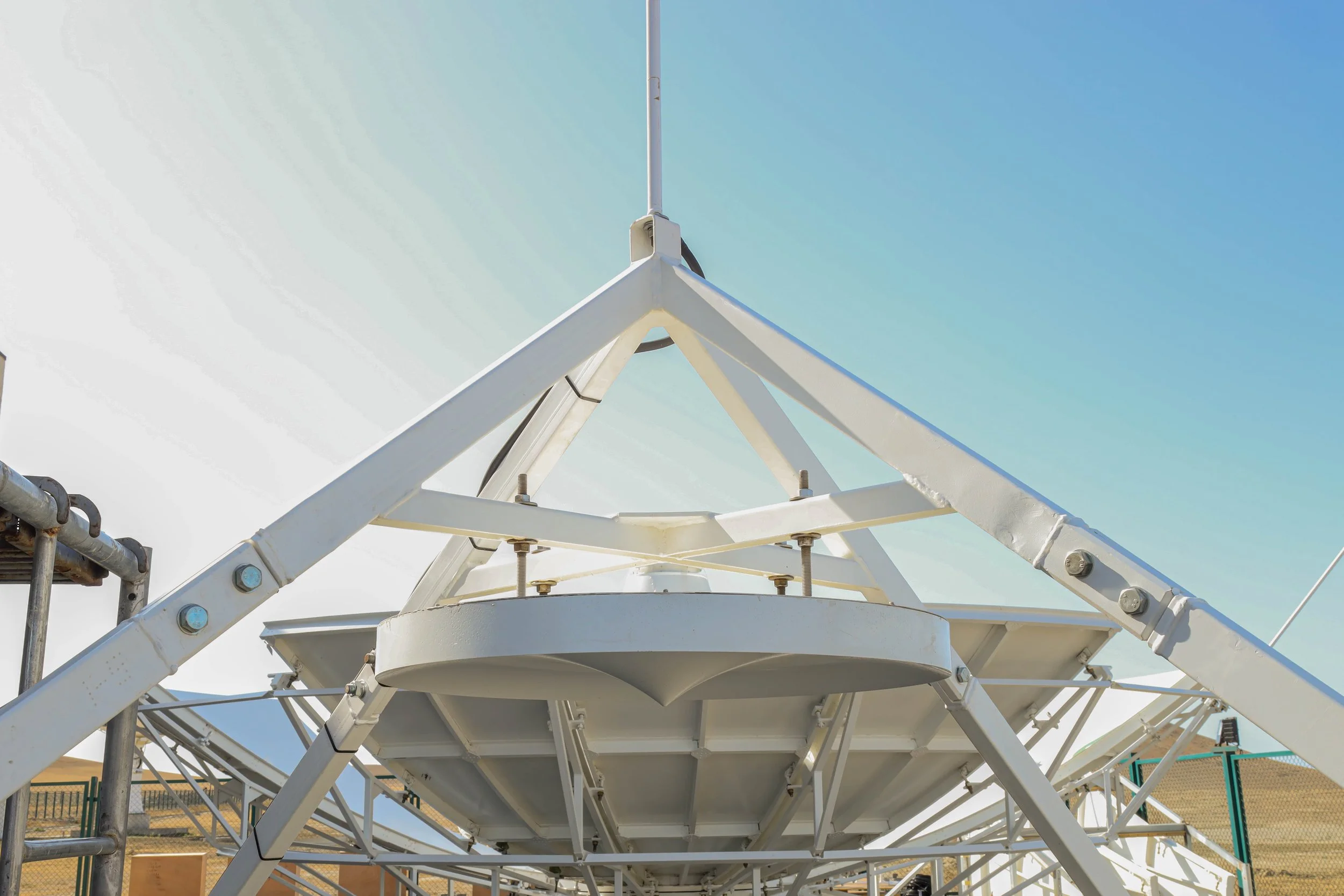 Azercosmos Sustainably Extends Hosting Services with Chinese Emposat