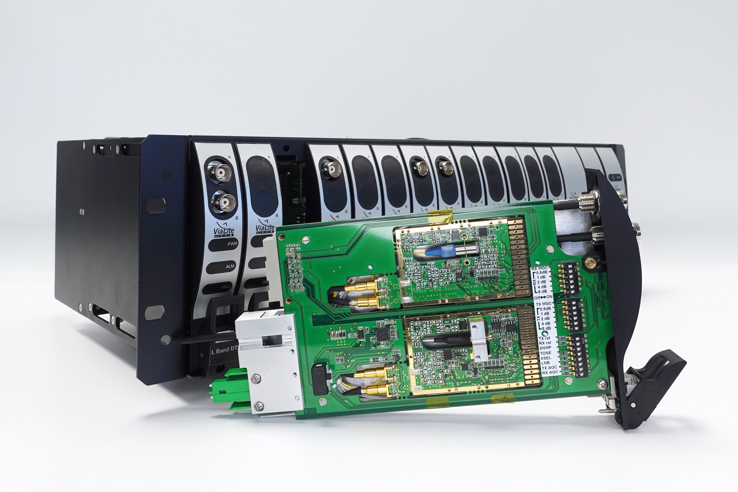 ViaLite Maritime Solutions Ensure Reliable Satcom on the Move