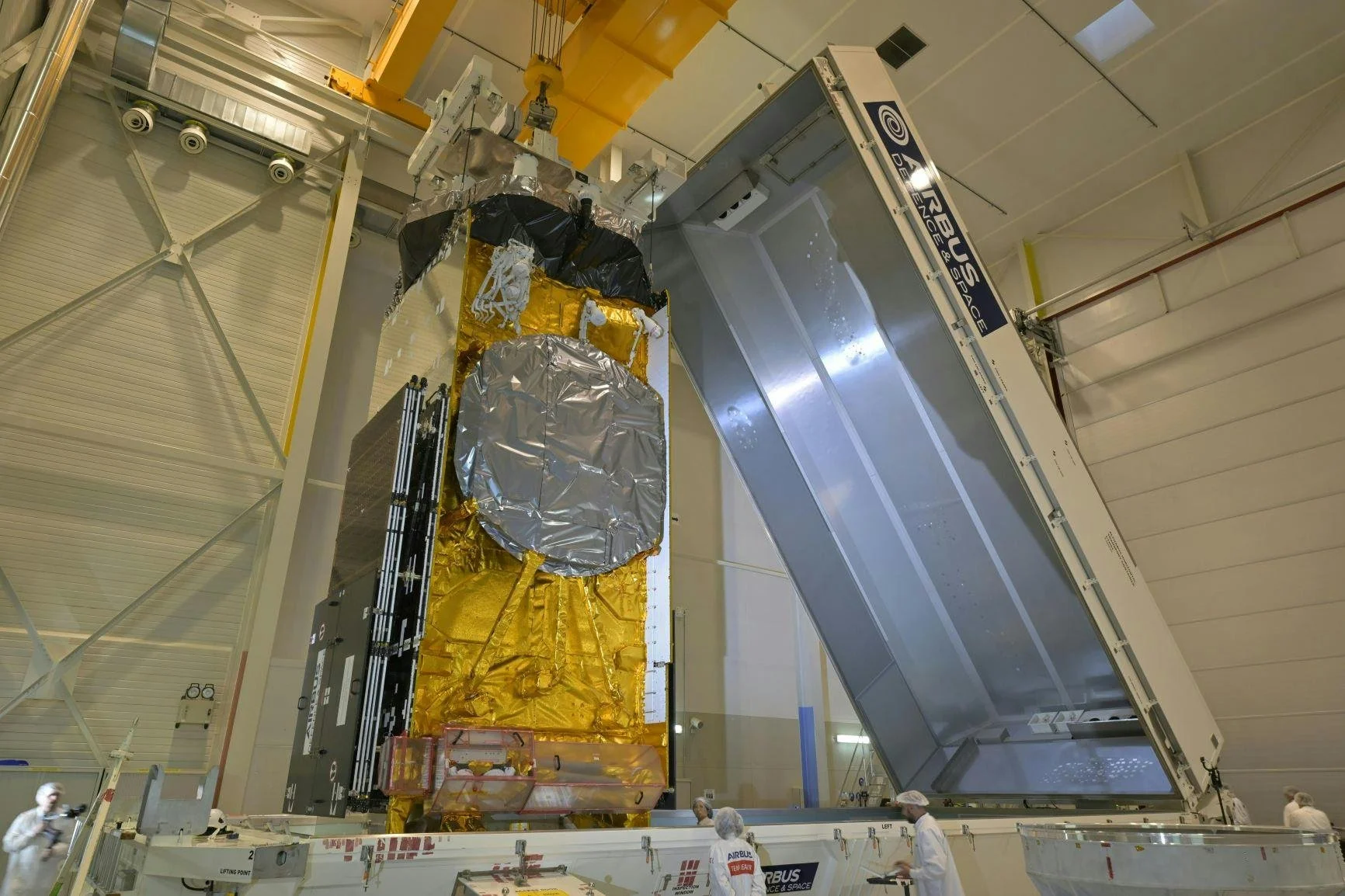 Airbus-built EUTELSAT 36D Satellite Shipped Inside the BelugaST to its Launch Site