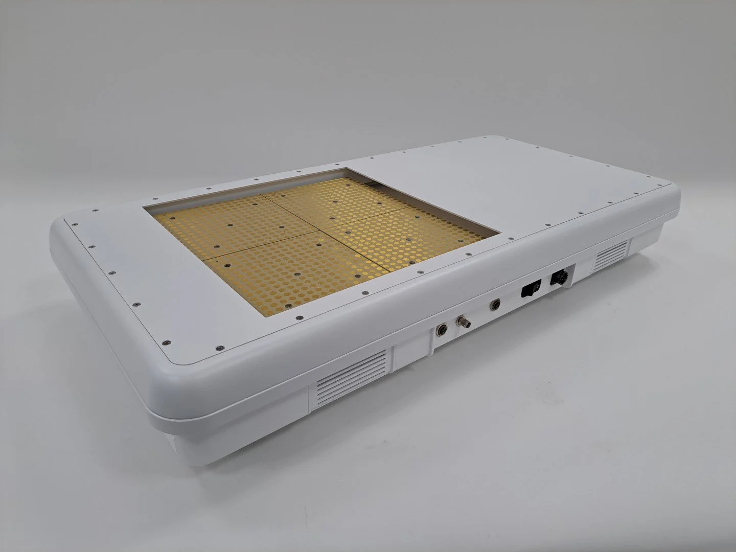 Boost to Land-based Connectivity as Hanwha Phasor Launches Enterprise-grade Flat-panel Satellite Antenna for Mobile Communications