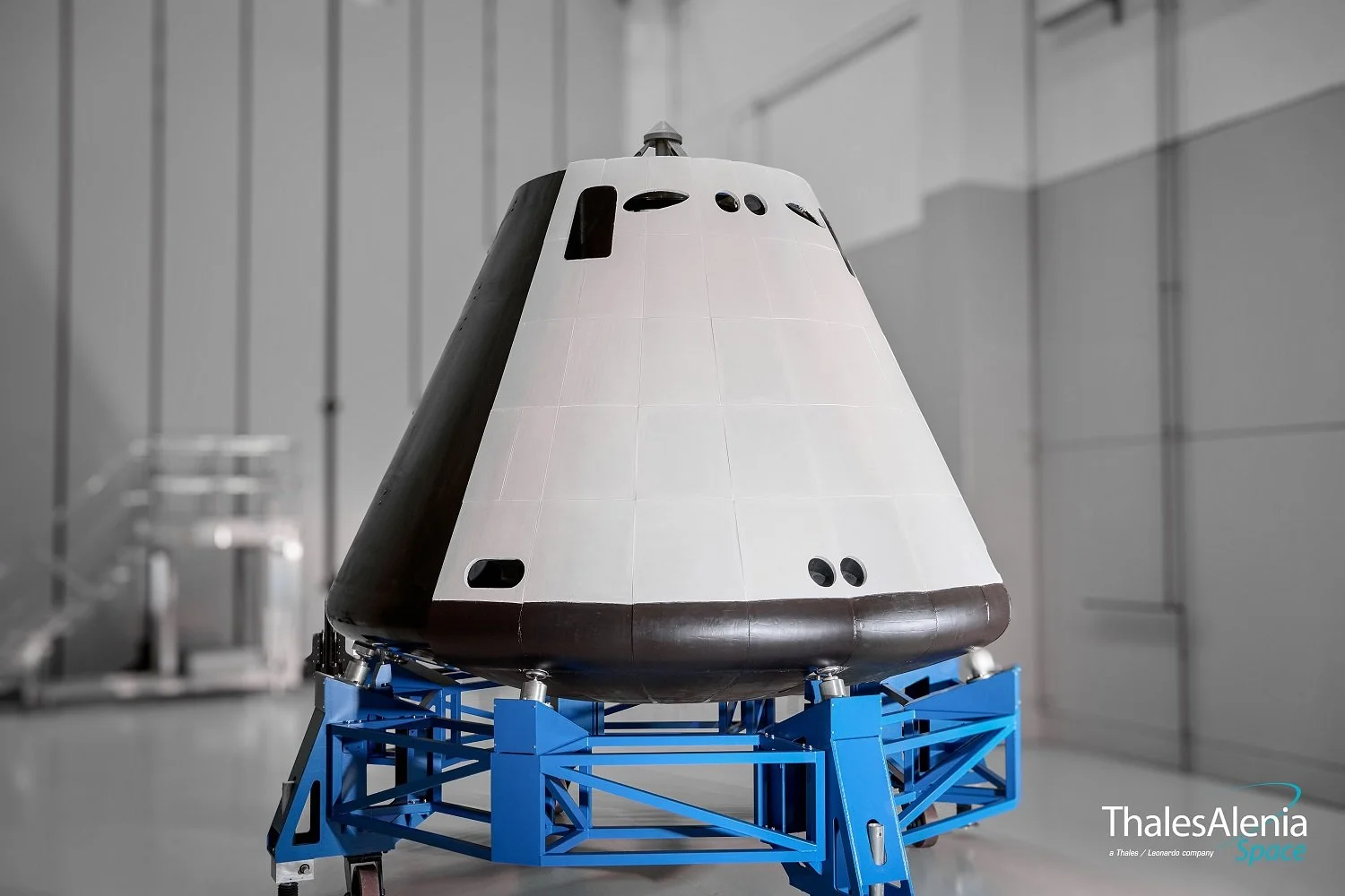 Thales Alenia Space Signed a Contract With the European Space Agency to Develop a Low Earth Orbit Cargo Return Service