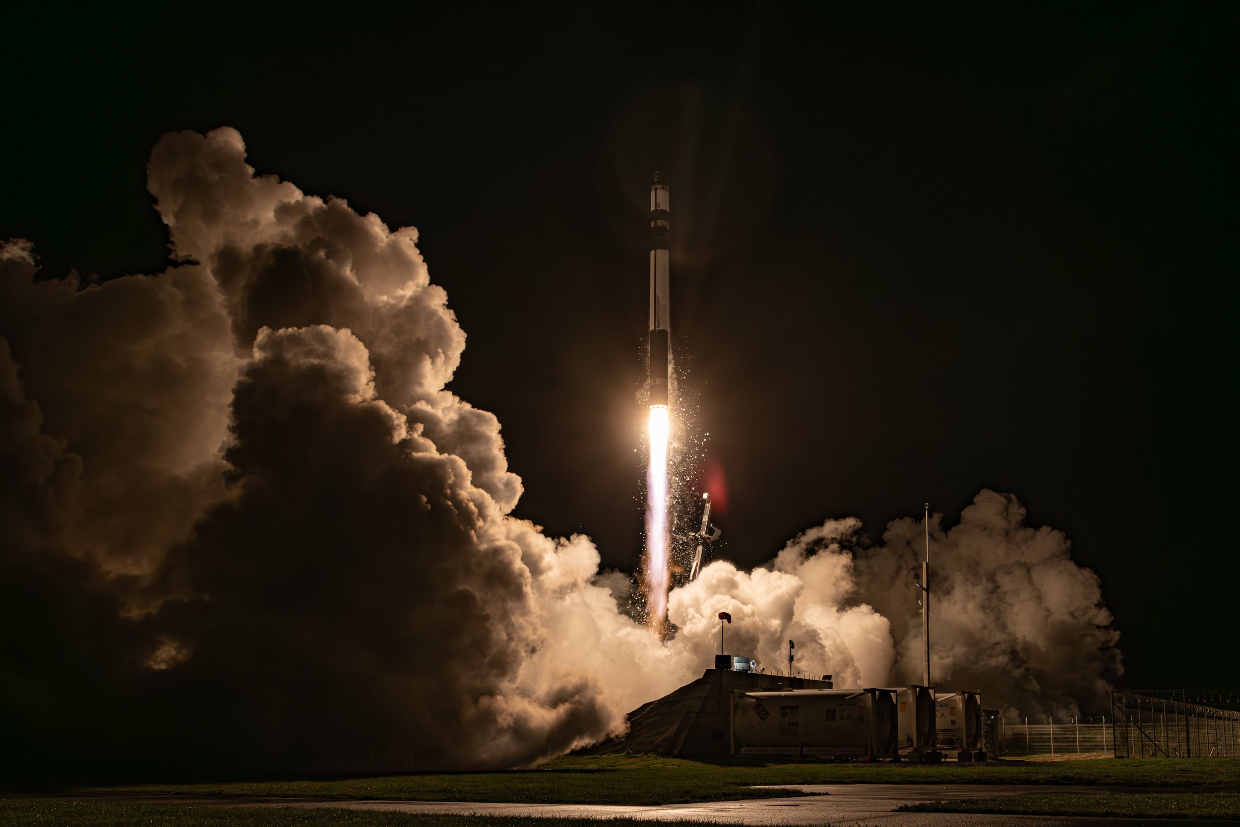 Successful 1st Kinéis Launch: Rocket Lab’s Electron Successfully Places the First 5 Nanosatellites of the Constellation Into Orbit