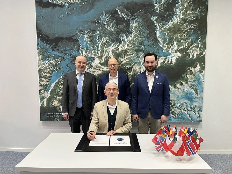 Space Data Association Signs the Zero Debris Charter