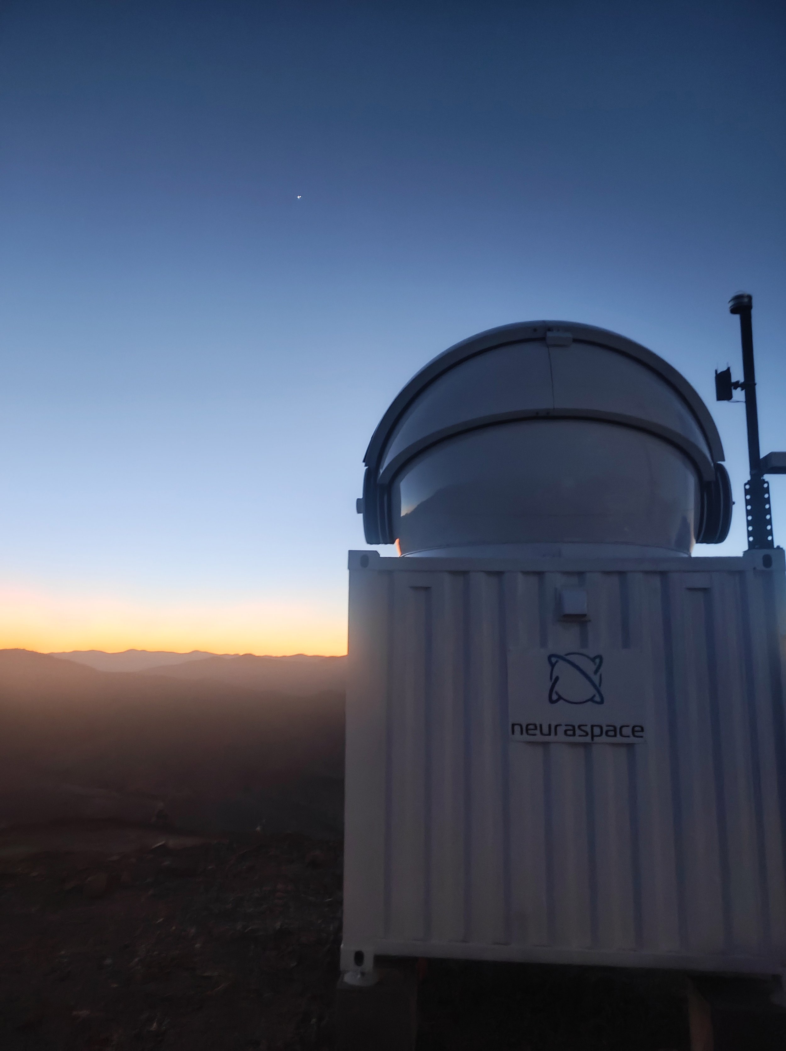 Neuraspace Installs its Second Optical Telescope for Global Satellite Tracking Coverage