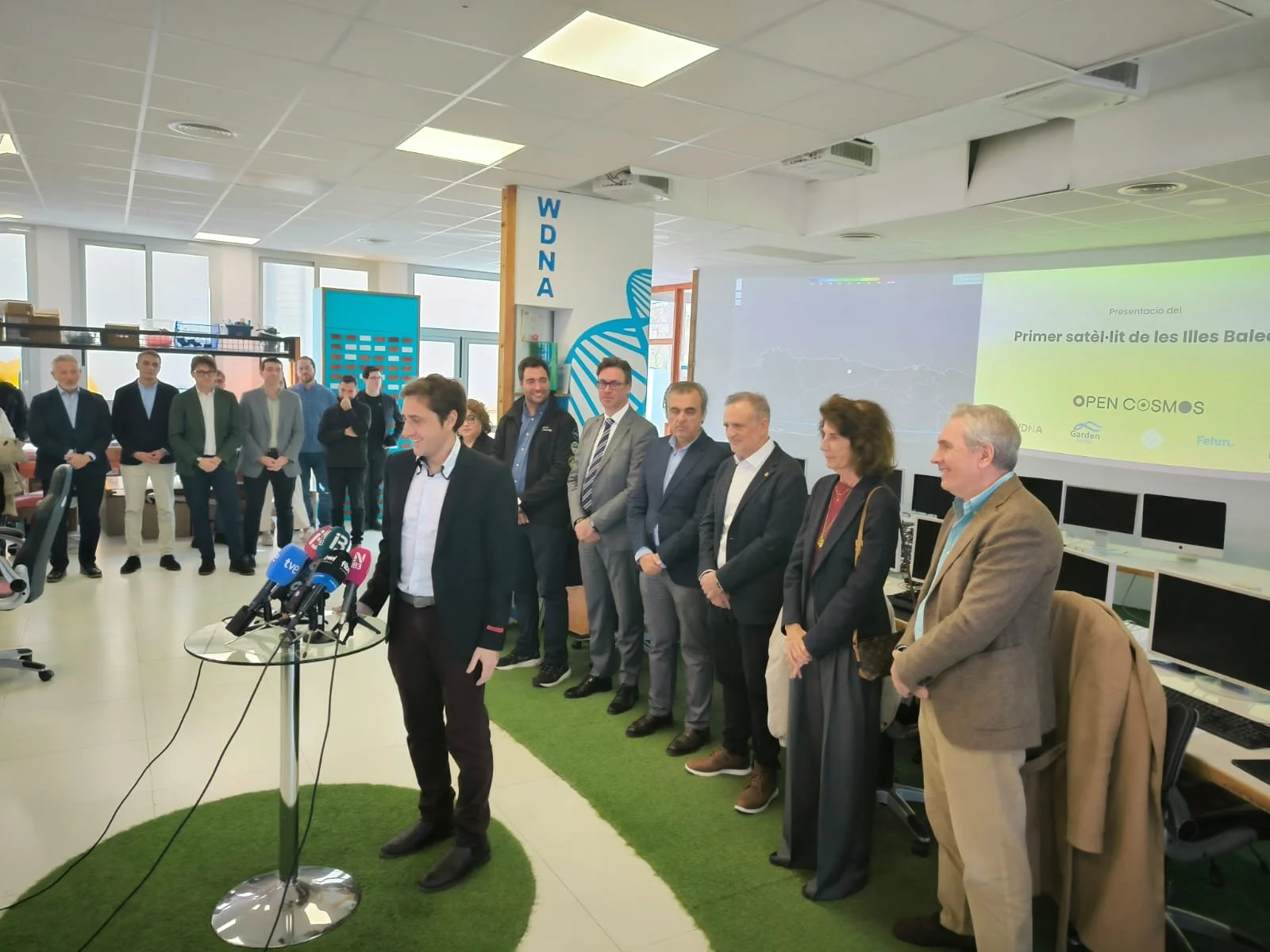 Open Cosmos Will Manufacture the First Balearic Satellite to Mitigate the Impact of Climate Change on Tourism