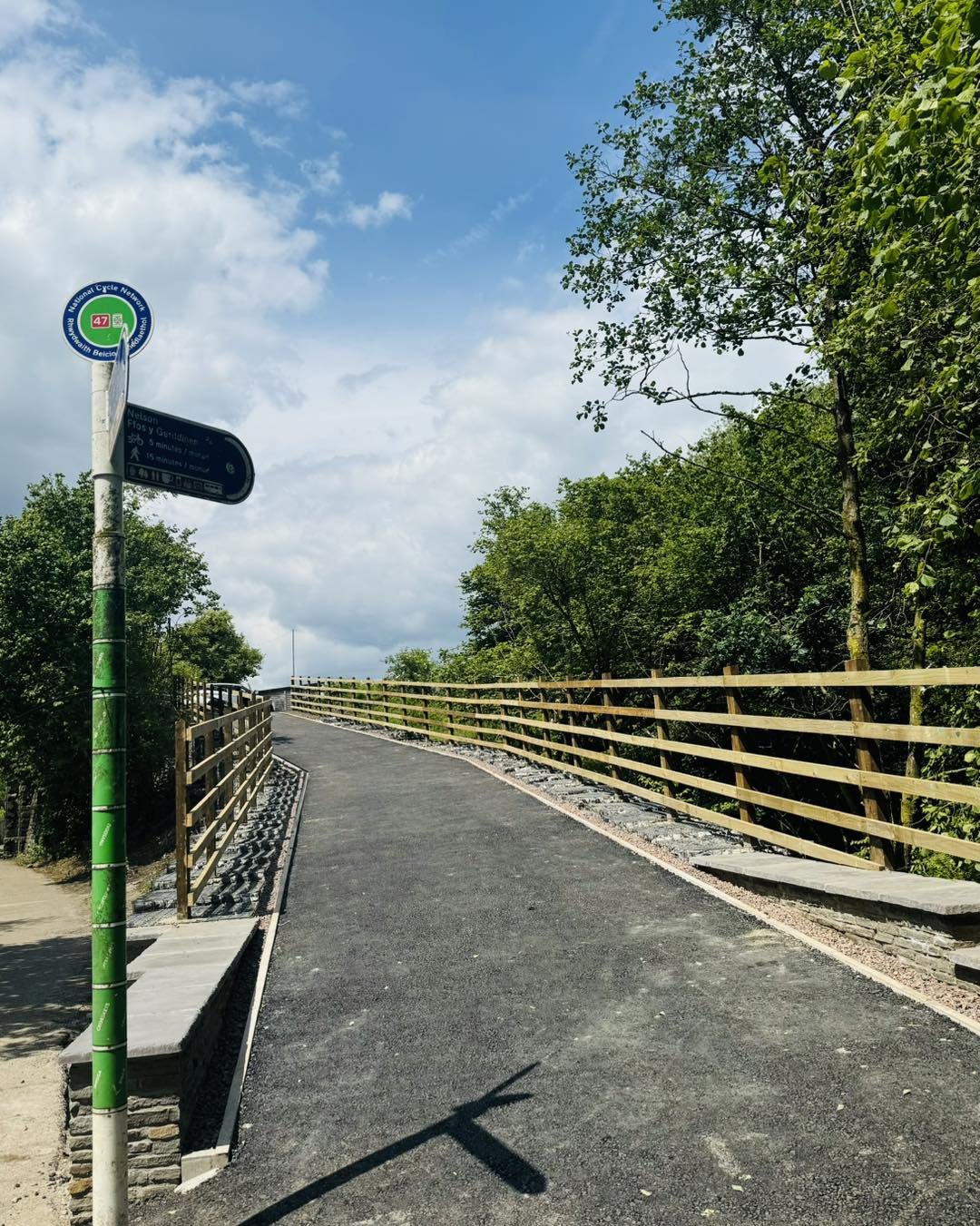 🥾 foot path open 🥾

The Parc Penalta foot path up to Colliers Adventure Farm and Colliers Rest is back open! 
 
With a more accessible entrance you can now come join us for a coffee on your walk/ running route ..... go on you've earned that Welsh c