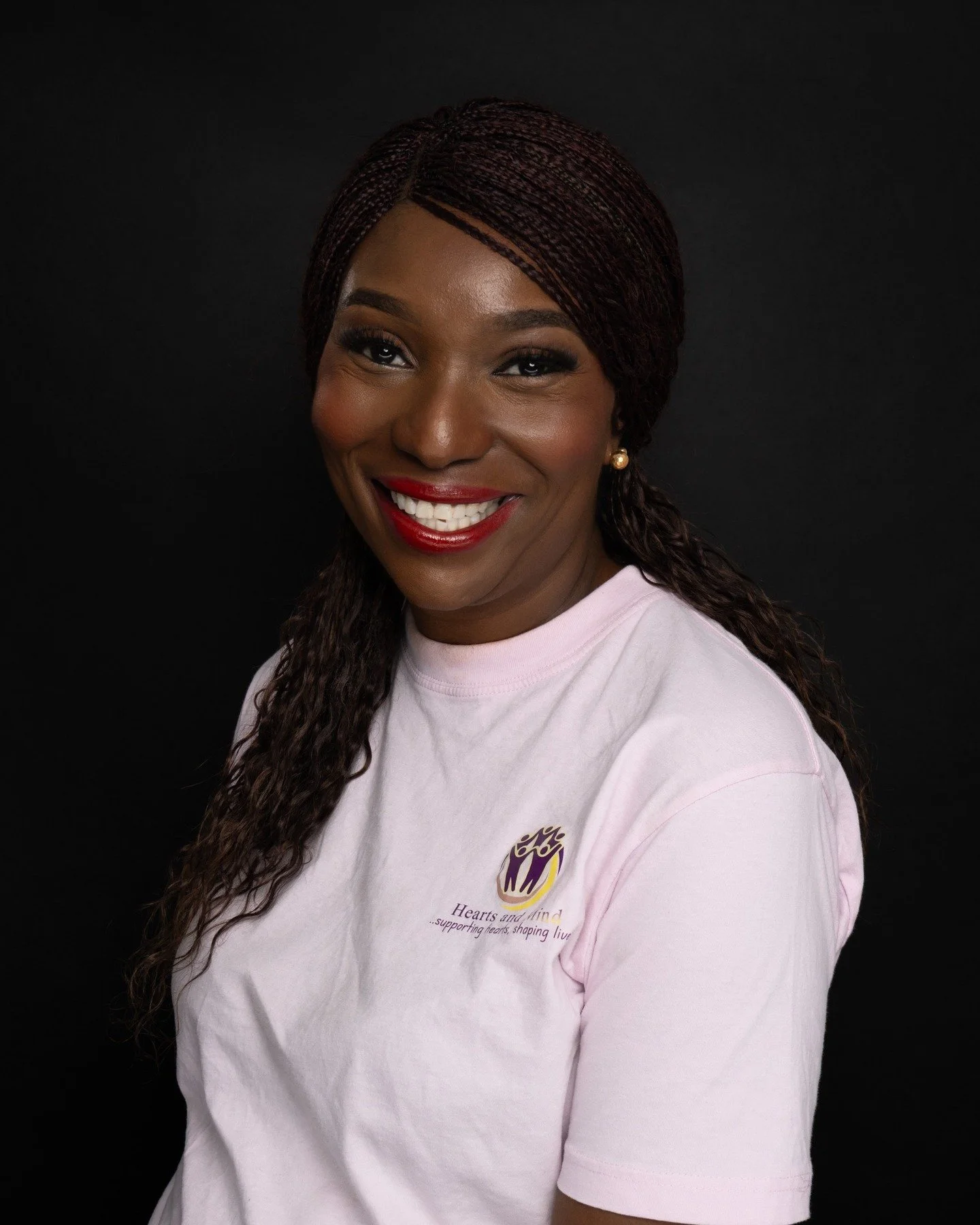 Valerie @verse.tread is the founder of Verse tread and you can meet her at my networking event tomorrow and @heartsandmindfc event on December 13th. I had the opportunity to meet her in my studio recently. This entrepreneur smile lights a room and th