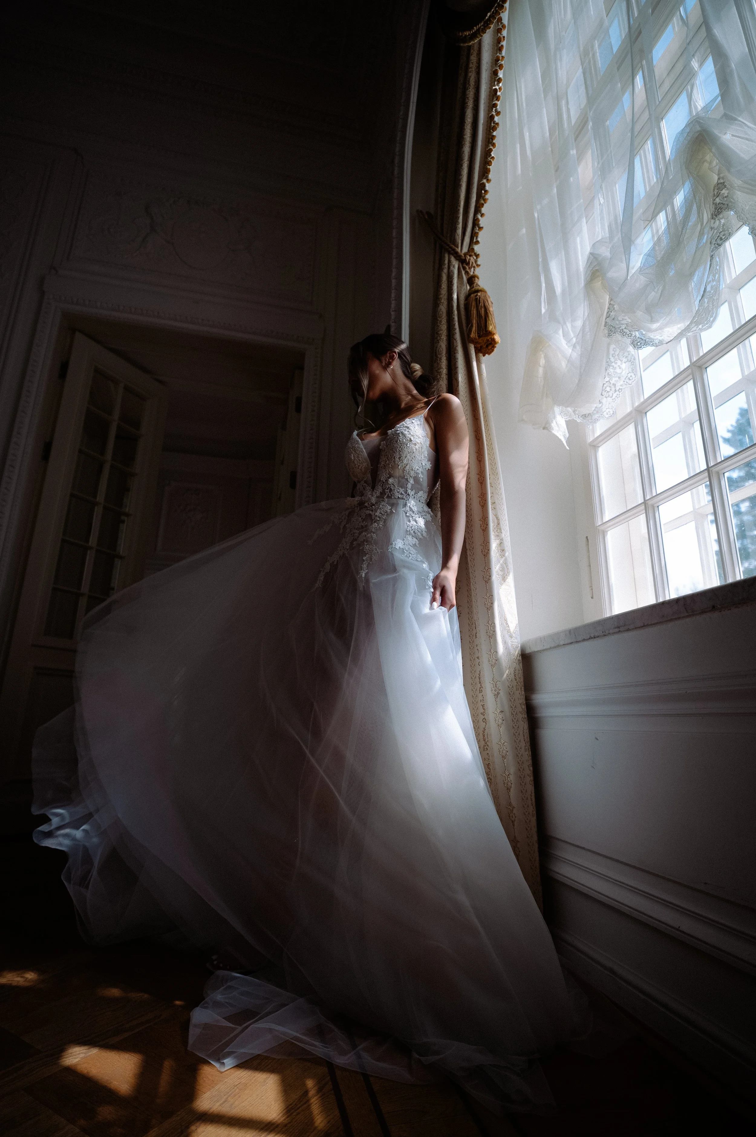 En bryllupsfotografering i Oslo hvor kjærlighet og magiske øyeblikk står i fokus. Jeg spesialiserer meg på bryllupsfotografier i Oslo og er klar til å forevige din store dag!
#BryllupsfotografOslo #OsloBryllup #Bryllupsfotograf #OsloWeddingPhotograph