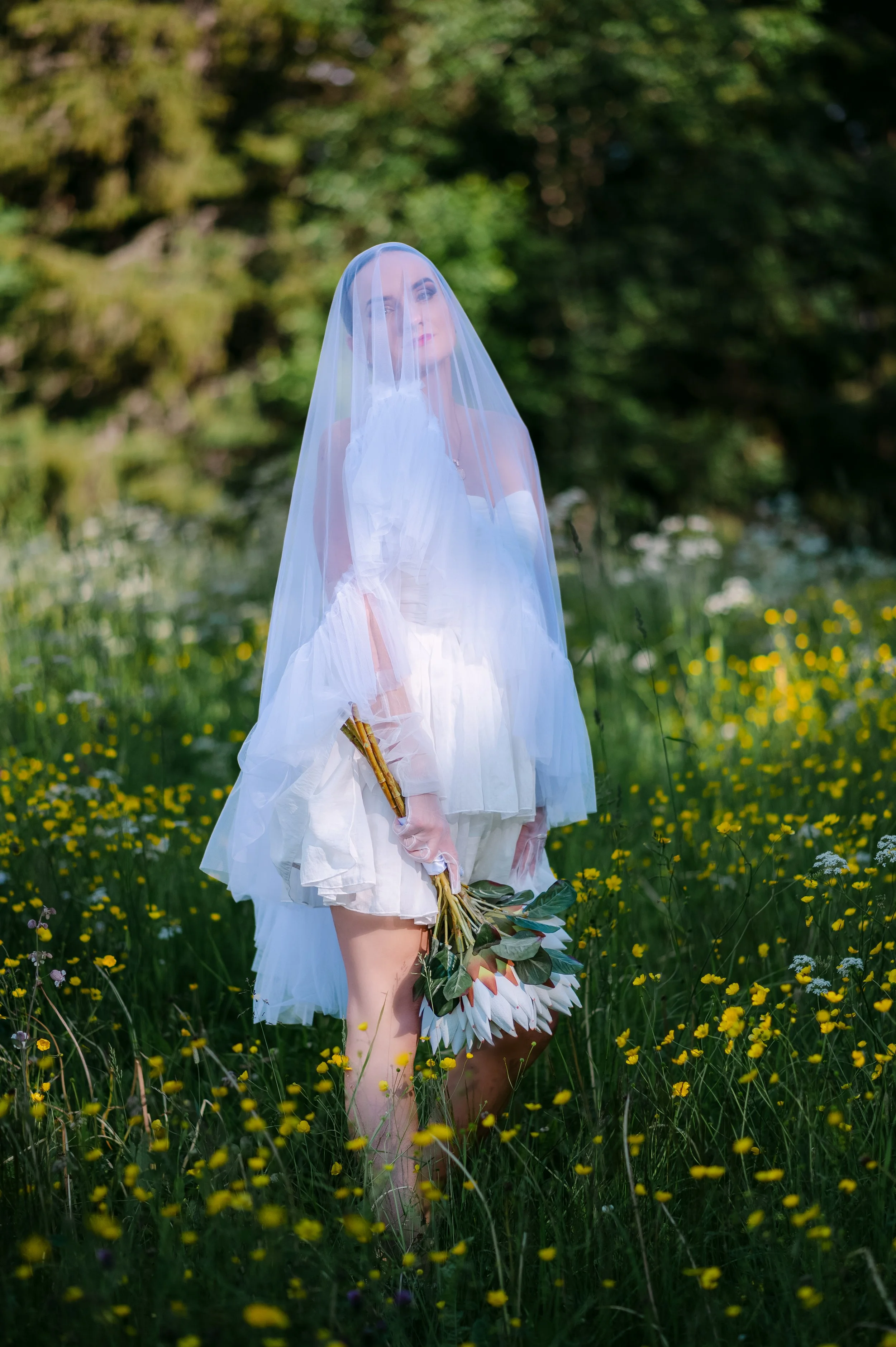 En bryllupsfotografering i Oslo hvor kjærlighet og magiske øyeblikk står i fokus. Jeg spesialiserer meg på bryllupsfotografier i Oslo og er klar til å forevige din store dag!
#BryllupsfotografOslo #OsloBryllup #Bryllupsfotograf #OsloWeddingPhotograph