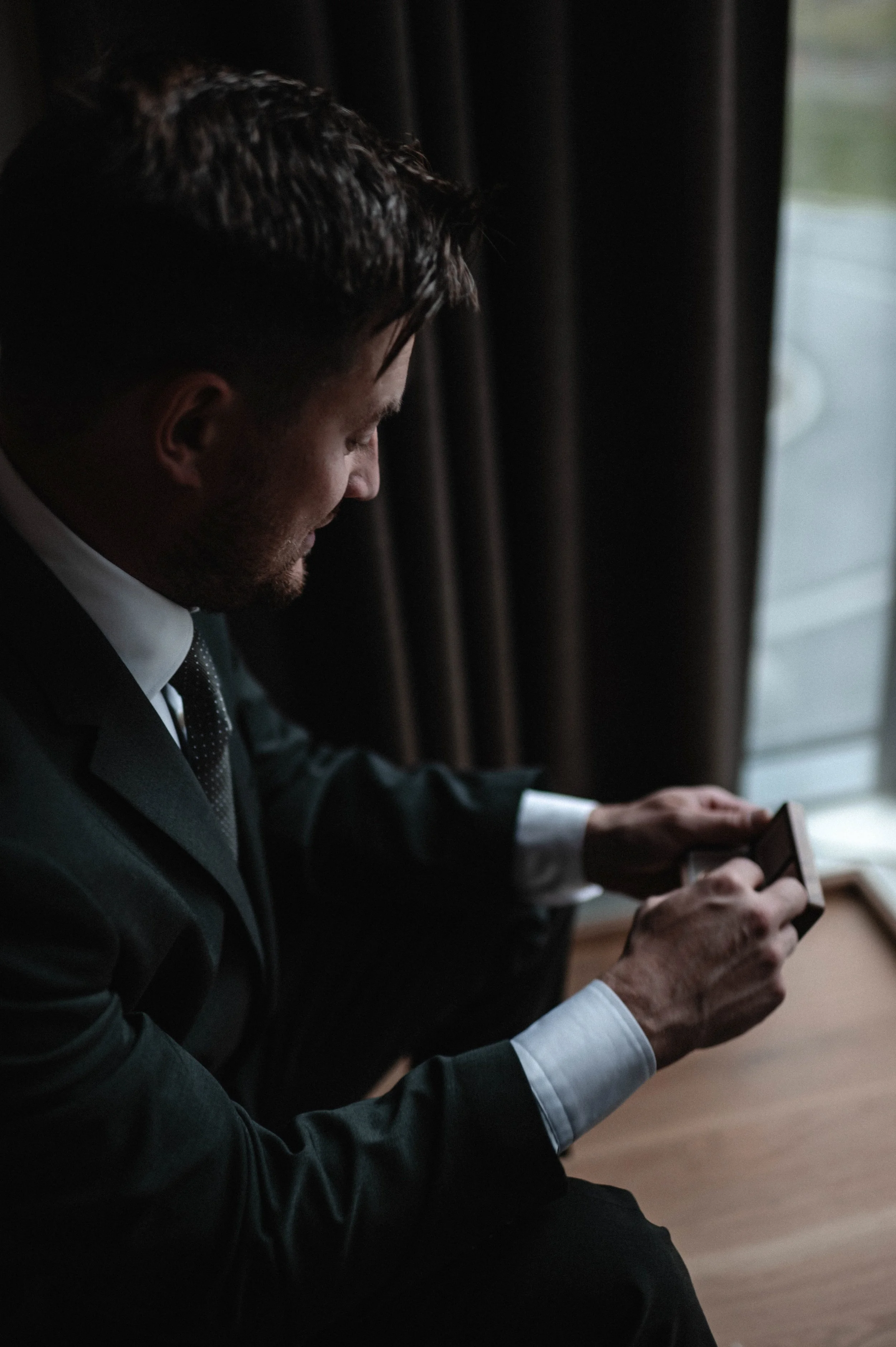 En bryllupsfotografering i Oslo hvor kjærlighet og magiske øyeblikk står i fokus. Jeg spesialiserer meg på bryllupsfotografier i Oslo og er klar til å forevige din store dag!
#BryllupsfotografOslo #OsloBryllup #Bryllupsfotograf #OsloWeddingPhotograph