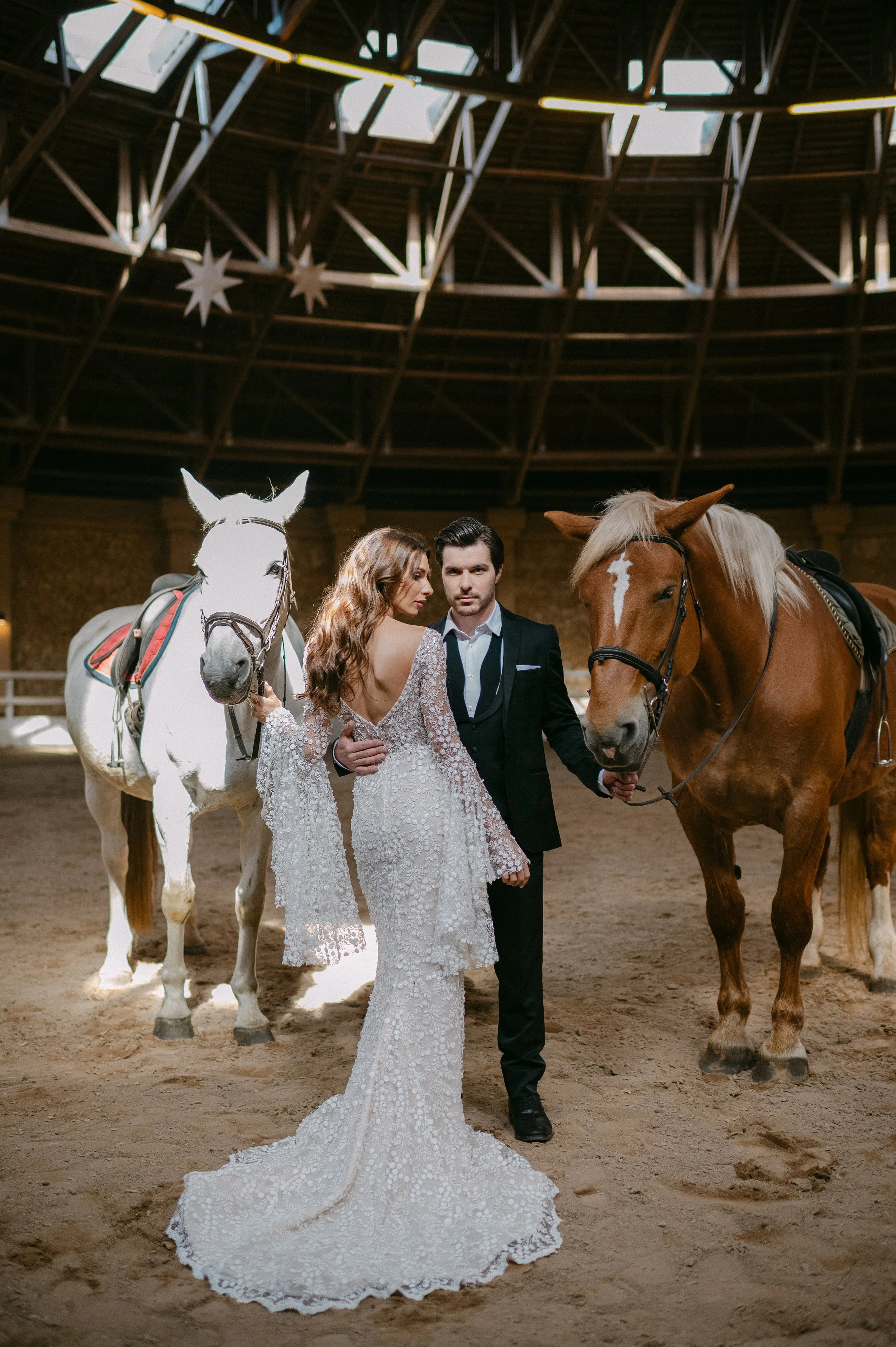 En bryllupsfotografering i Oslo hvor kjærlighet og magiske øyeblikk står i fokus. Jeg spesialiserer meg på bryllupsfotografier i Oslo og er klar til å forevige din store dag!
#BryllupsfotografOslo #OsloBryllup #Bryllupsfotograf #OsloWeddingPhotograph