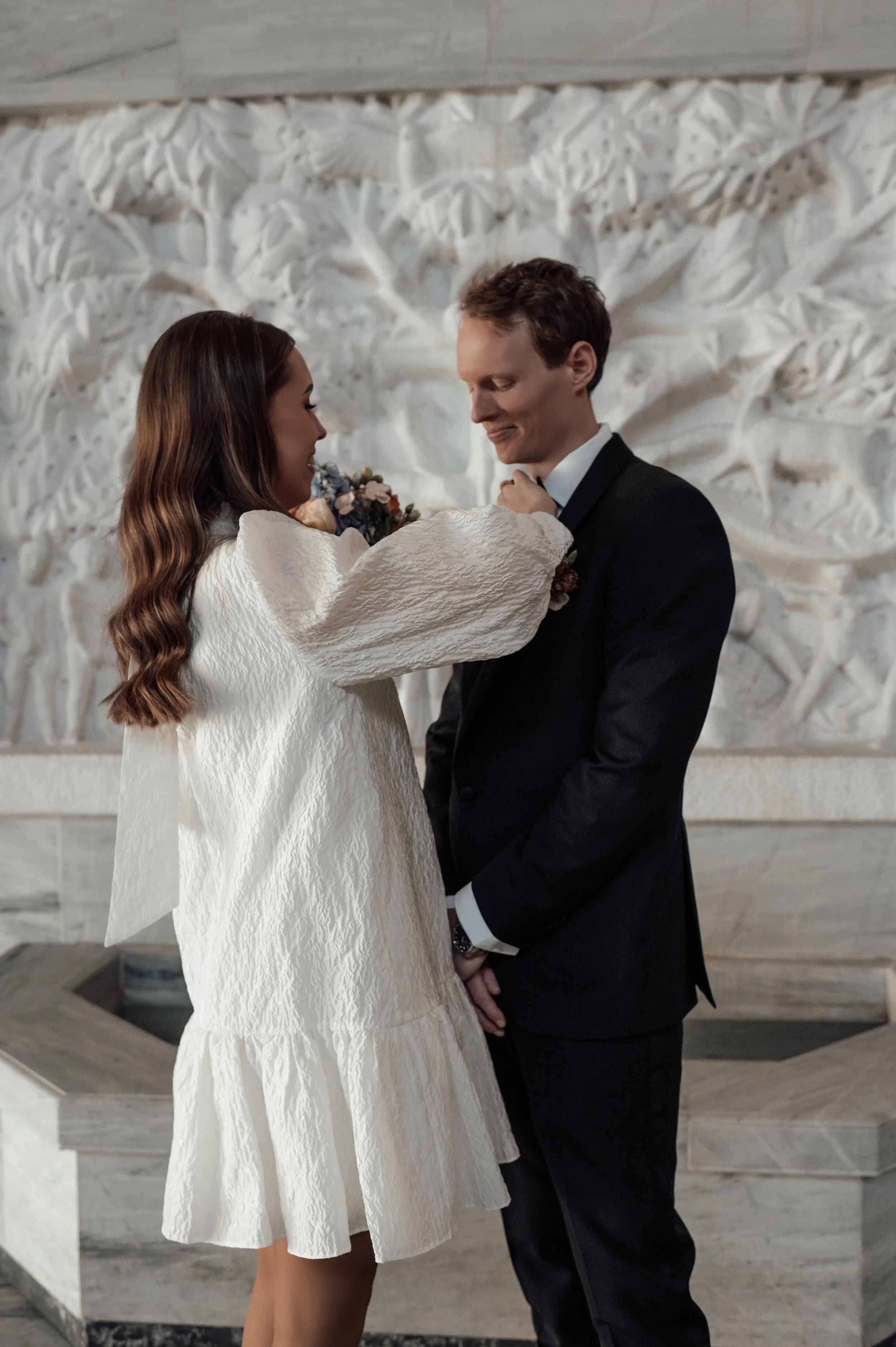 En bryllupsfotografering i Oslo hvor kjærlighet og magiske øyeblikk står i fokus. Jeg spesialiserer meg på bryllupsfotografier i Oslo og er klar til å forevige din store dag!
#BryllupsfotografOslo #OsloBryllup #Bryllupsfotograf #OsloWeddingPhotograph