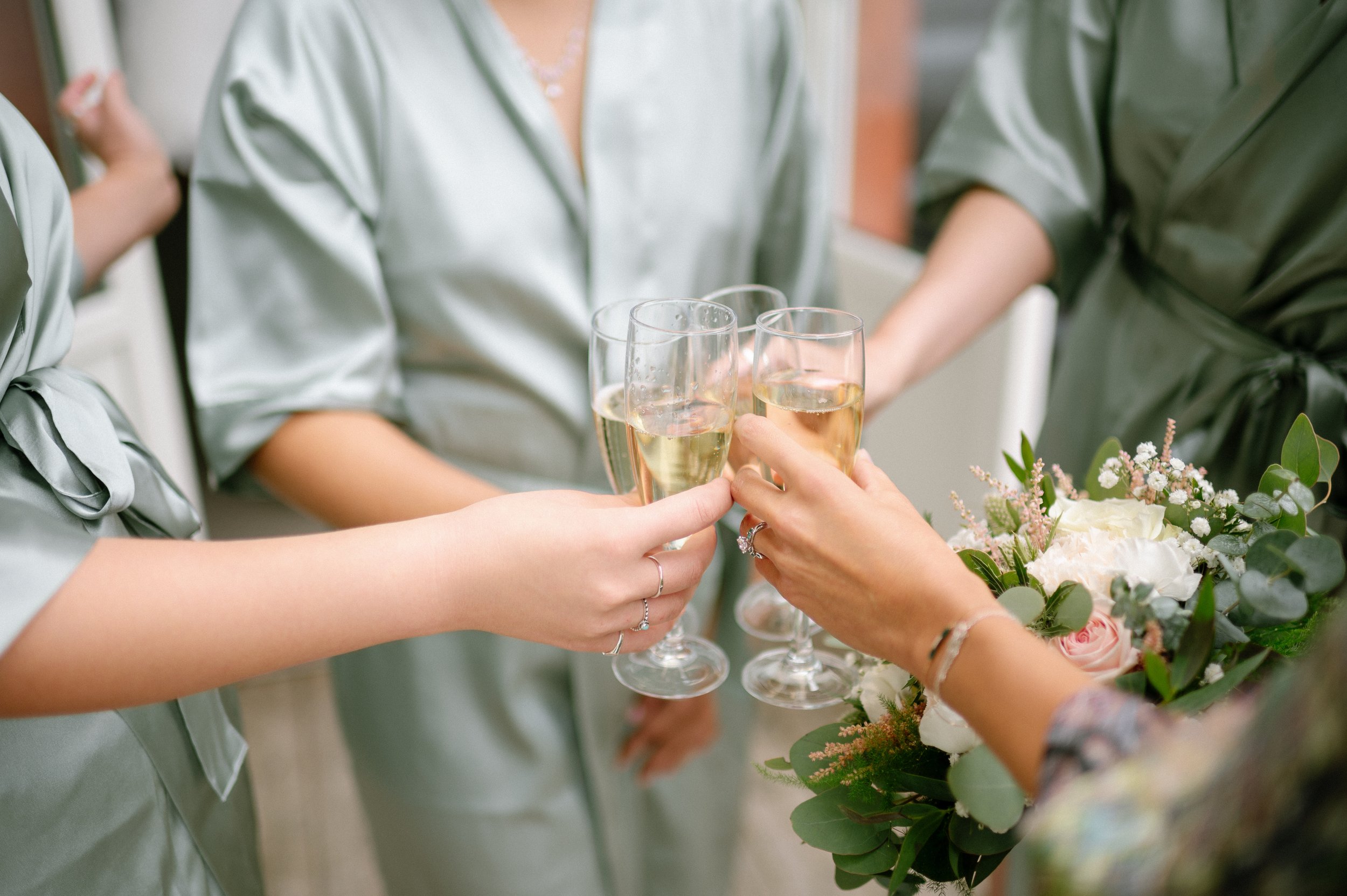 En bryllupsfotografering i Oslo hvor kjærlighet og magiske øyeblikk står i fokus. Jeg spesialiserer meg på bryllupsfotografier i Oslo og er klar til å forevige din store dag!
#BryllupsfotografOslo #OsloBryllup #Bryllupsfotograf #OsloWeddingPhotograph