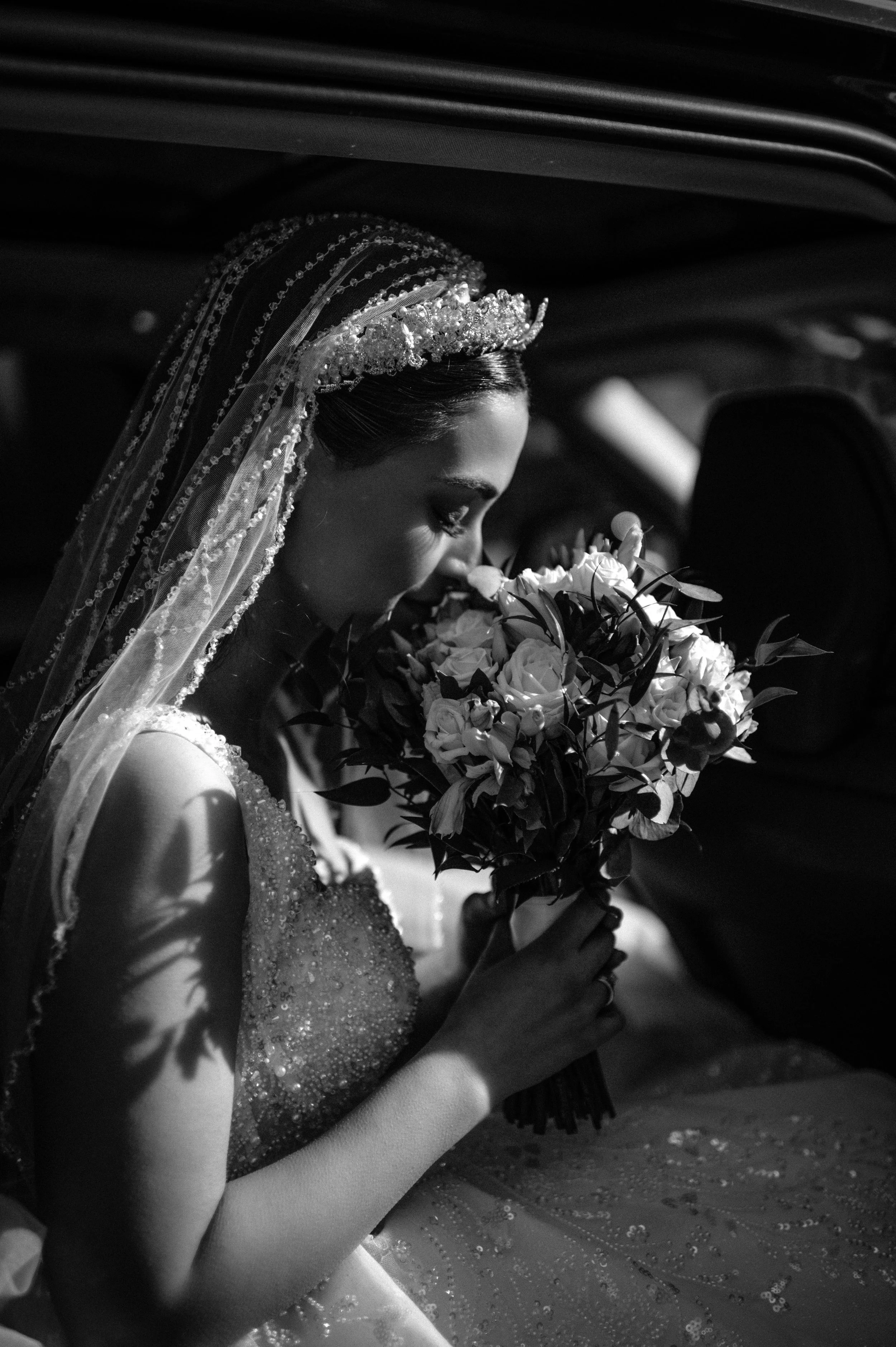 En bryllupsfotografering i Oslo hvor kjærlighet og magiske øyeblikk står i fokus. Jeg spesialiserer meg på bryllupsfotografier i Oslo og er klar til å forevige din store dag!
#BryllupsfotografOslo #OsloBryllup #Bryllupsfotograf #OsloWeddingPhotograph