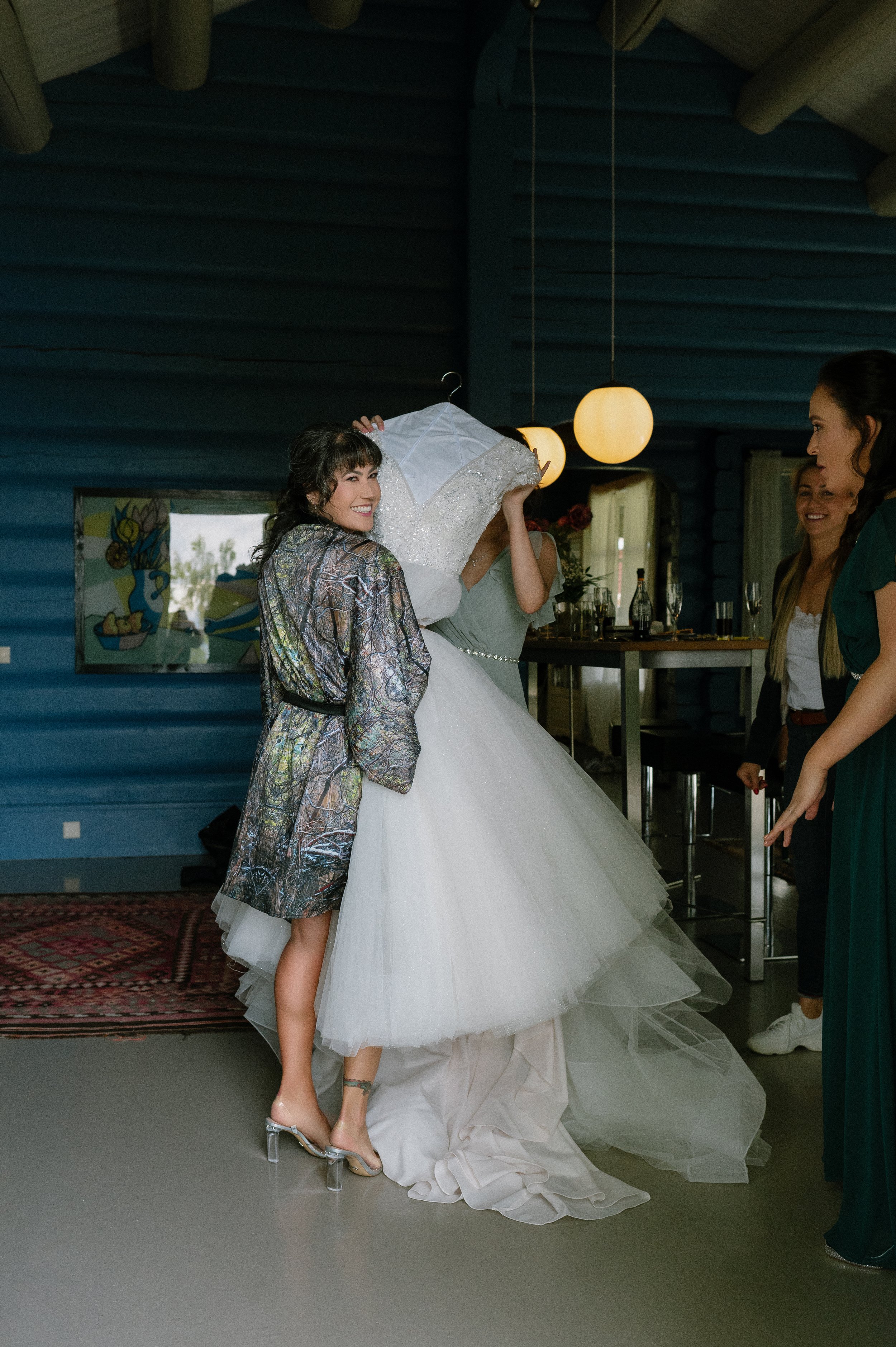 En bryllupsfotografering i Oslo hvor kjærlighet og magiske øyeblikk står i fokus. Jeg spesialiserer meg på bryllupsfotografier i Oslo og er klar til å forevige din store dag!
#BryllupsfotografOslo #OsloBryllup #Bryllupsfotograf #OsloWeddingPhotograph