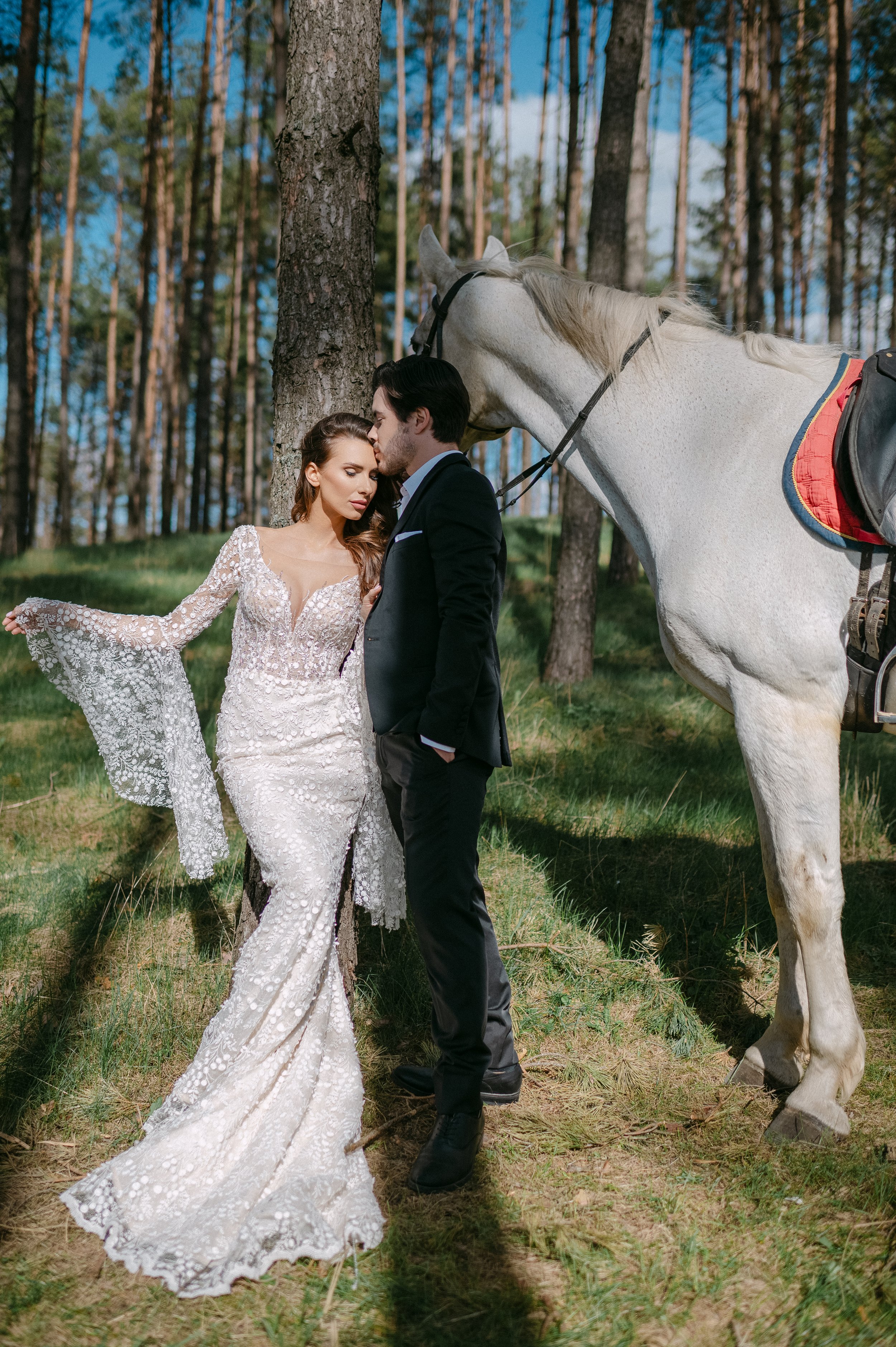 En bryllupsfotografering i Oslo hvor kjærlighet og magiske øyeblikk står i fokus. Jeg spesialiserer meg på bryllupsfotografier i Oslo og er klar til å forevige din store dag!
#BryllupsfotografOslo #OsloBryllup #Bryllupsfotograf #OsloWeddingPhotograph