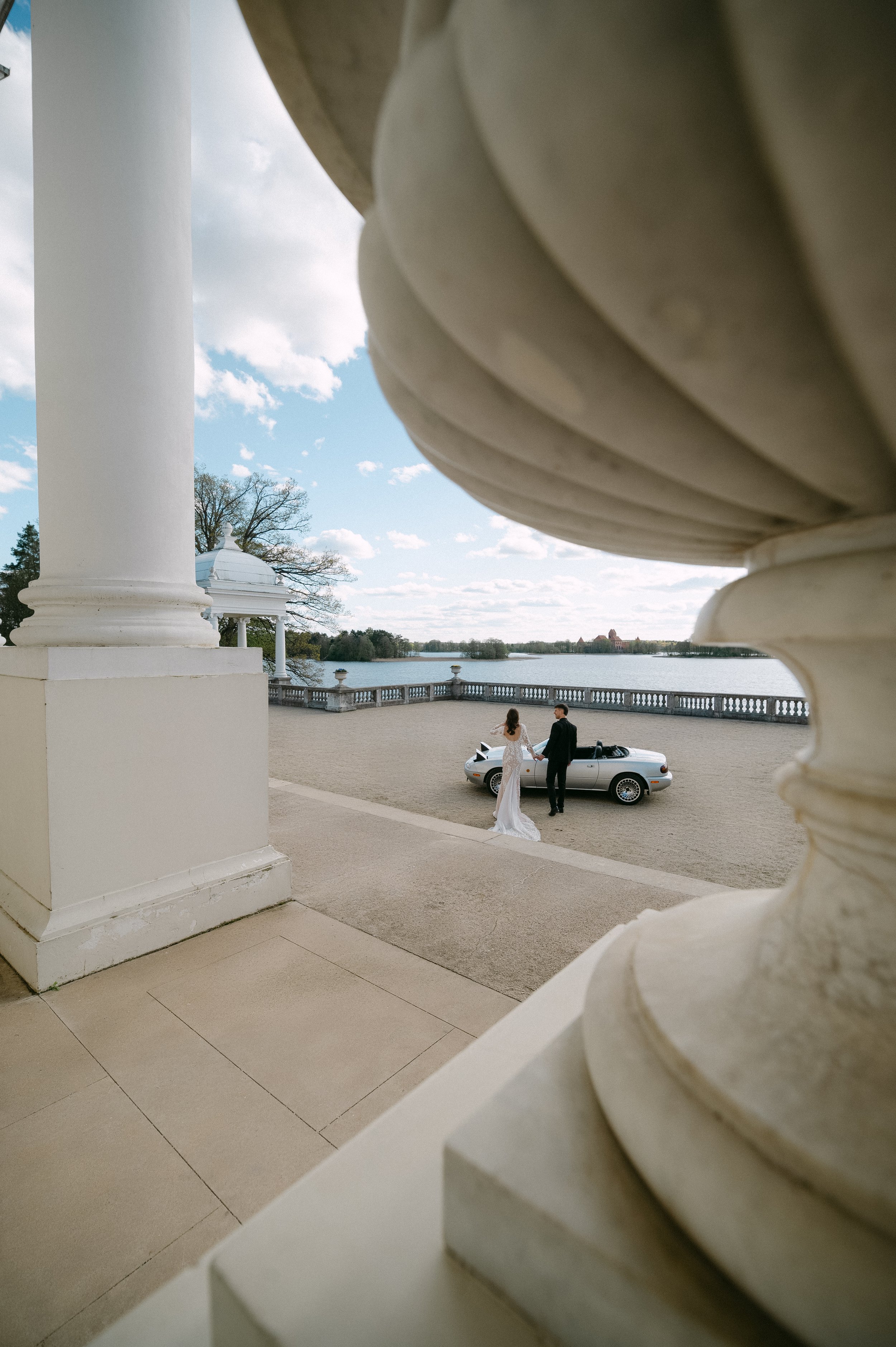 En bryllupsfotografering i Oslo hvor kjærlighet og magiske øyeblikk står i fokus. Jeg spesialiserer meg på bryllupsfotografier i Oslo og er klar til å forevige din store dag!
#BryllupsfotografOslo #OsloBryllup #Bryllupsfotograf #OsloWeddingPhotograph