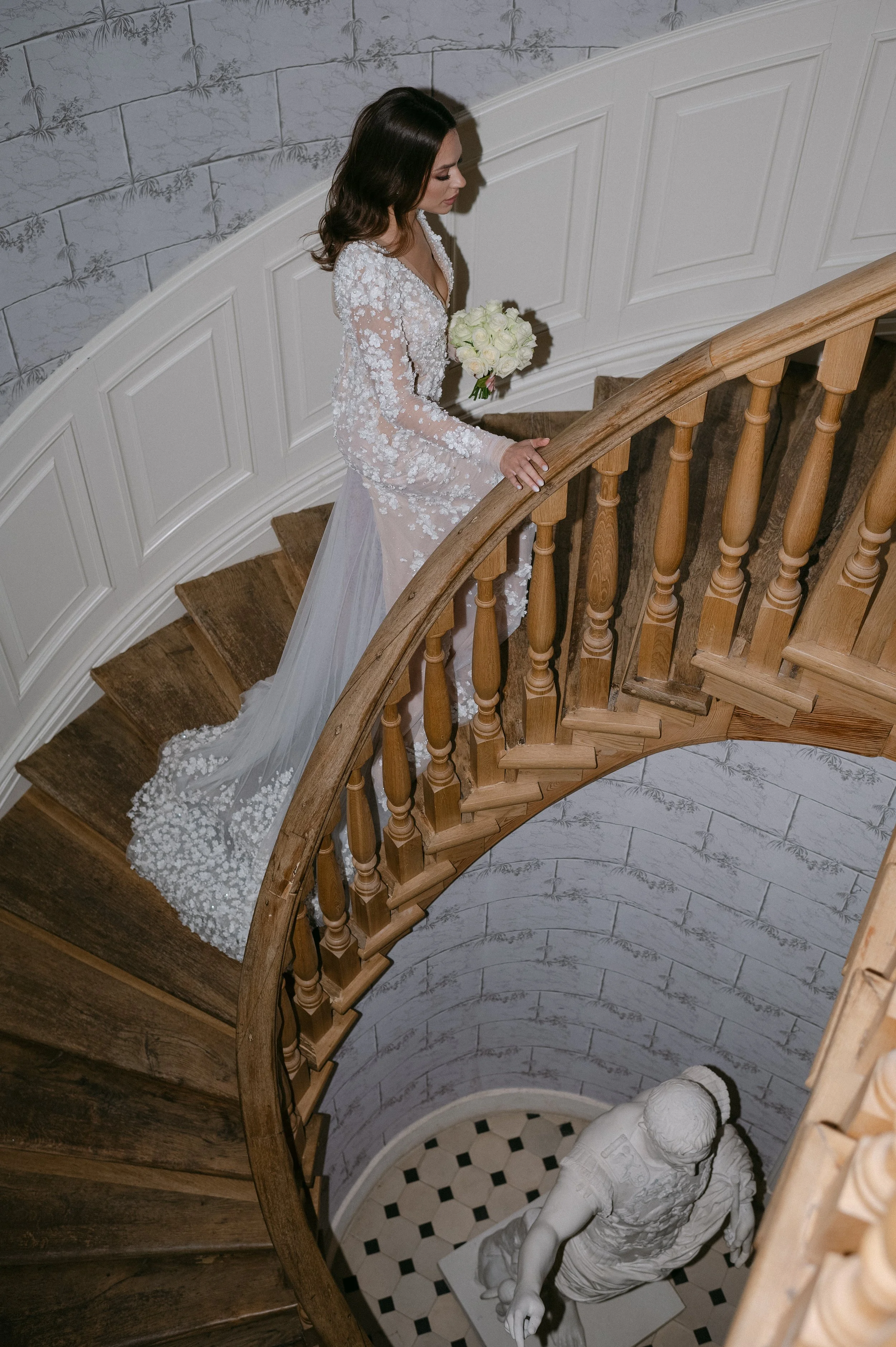 En bryllupsfotografering i Oslo hvor kjærlighet og magiske øyeblikk står i fokus. Jeg spesialiserer meg på bryllupsfotografier i Oslo og er klar til å forevige din store dag!
#BryllupsfotografOslo #OsloBryllup #Bryllupsfotograf #OsloWeddingPhotograph