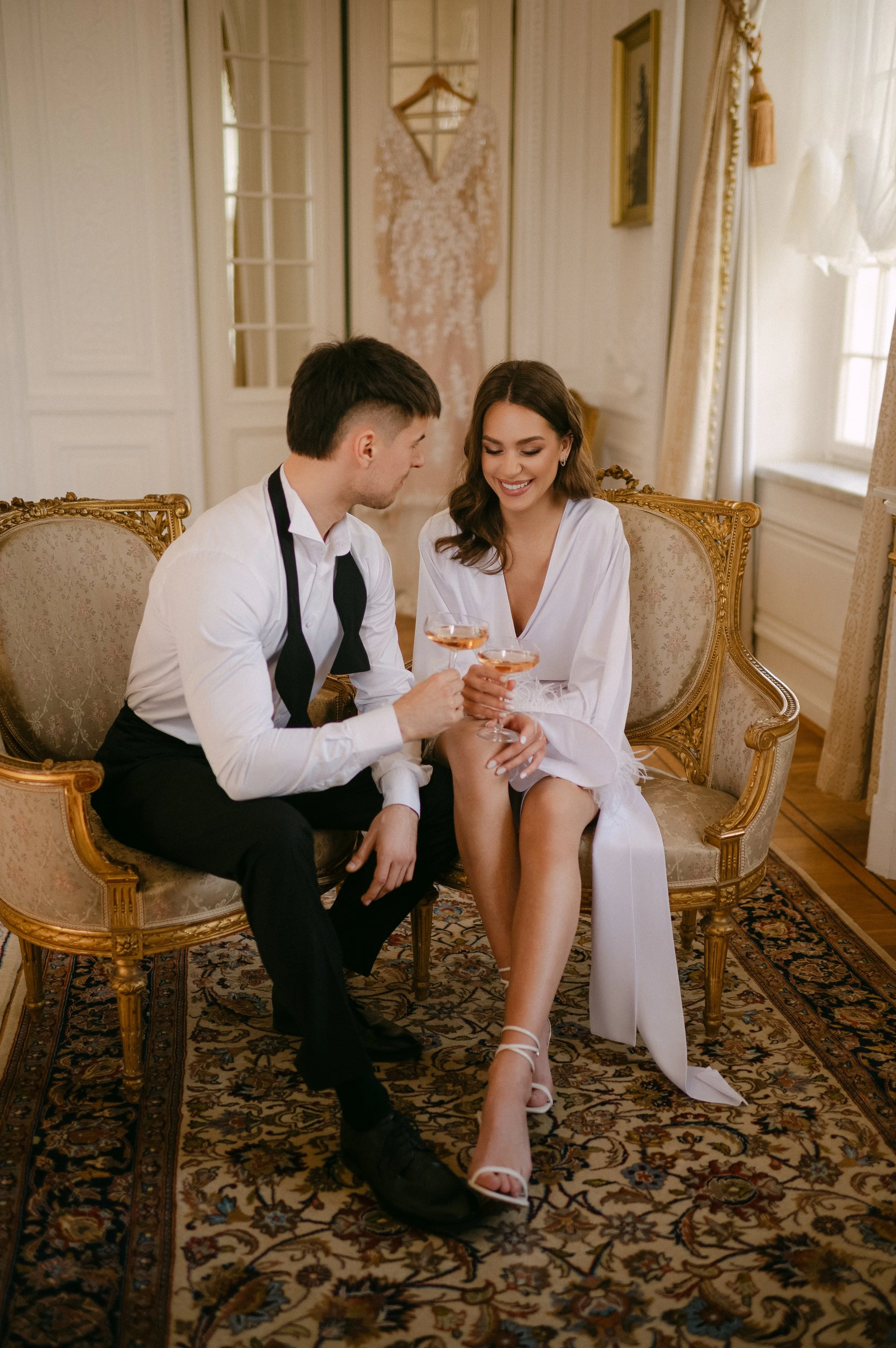 En bryllupsfotografering i Oslo hvor kjærlighet og magiske øyeblikk står i fokus. Jeg spesialiserer meg på bryllupsfotografier i Oslo og er klar til å forevige din store dag!
#BryllupsfotografOslo #OsloBryllup #Bryllupsfotograf #OsloWeddingPhotograph