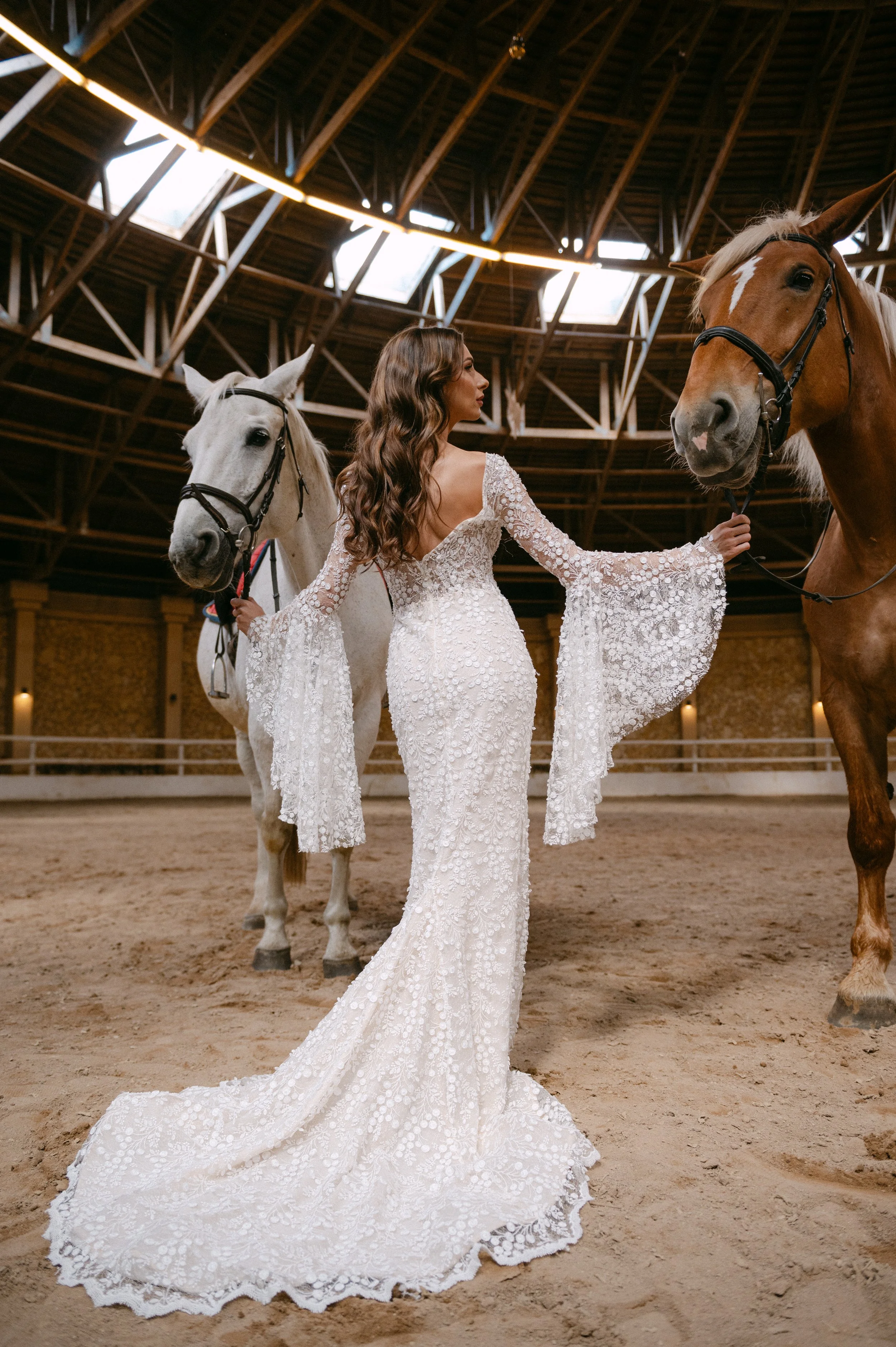 En bryllupsfotografering i Oslo hvor kjærlighet og magiske øyeblikk står i fokus. Jeg spesialiserer meg på bryllupsfotografier i Oslo og er klar til å forevige din store dag!
#BryllupsfotografOslo #OsloBryllup #Bryllupsfotograf #OsloWeddingPhotograph