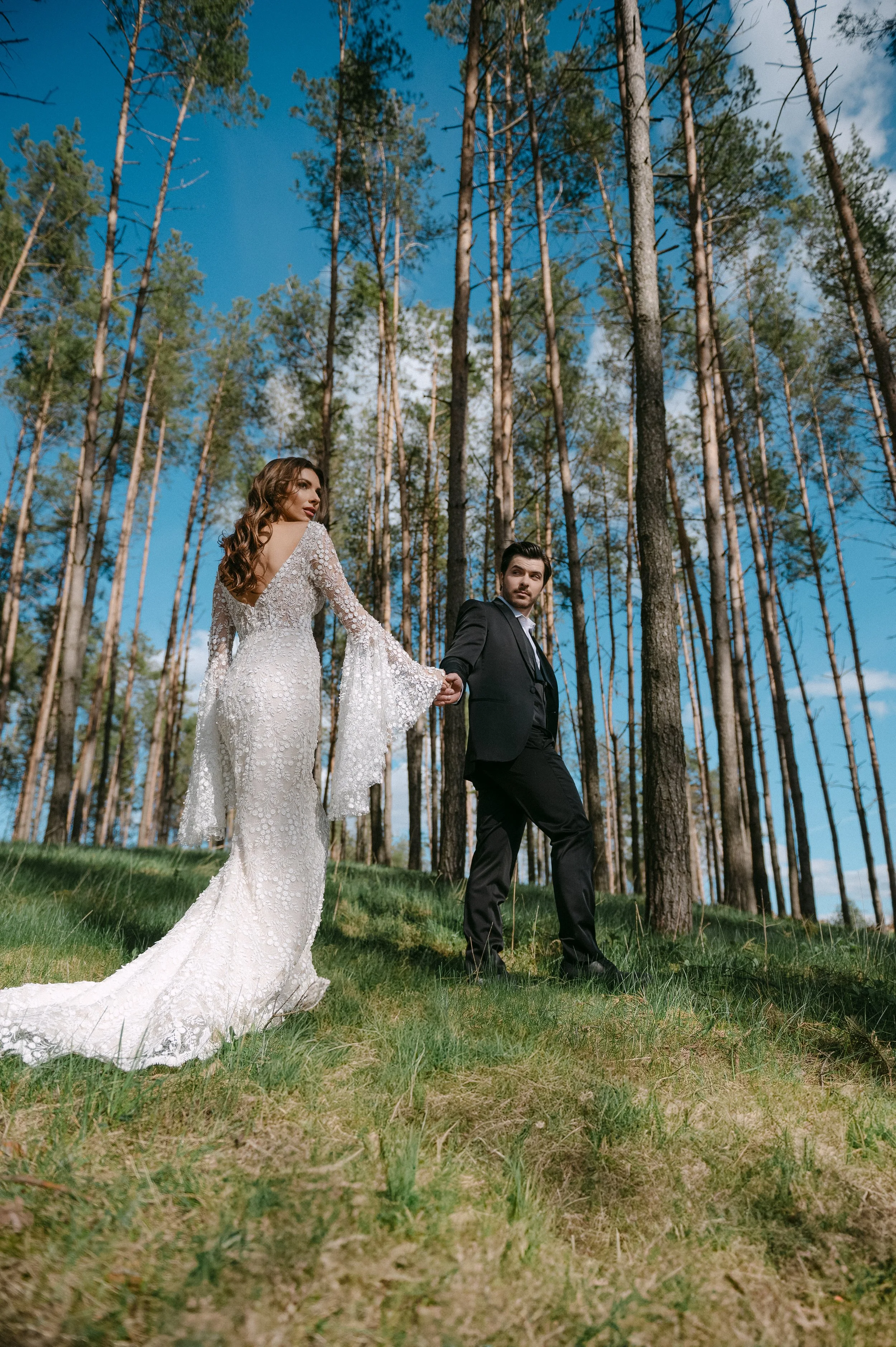 En bryllupsfotografering i Oslo hvor kjærlighet og magiske øyeblikk står i fokus. Jeg spesialiserer meg på bryllupsfotografier i Oslo og er klar til å forevige din store dag!
#BryllupsfotografOslo #OsloBryllup #Bryllupsfotograf #OsloWeddingPhotograph