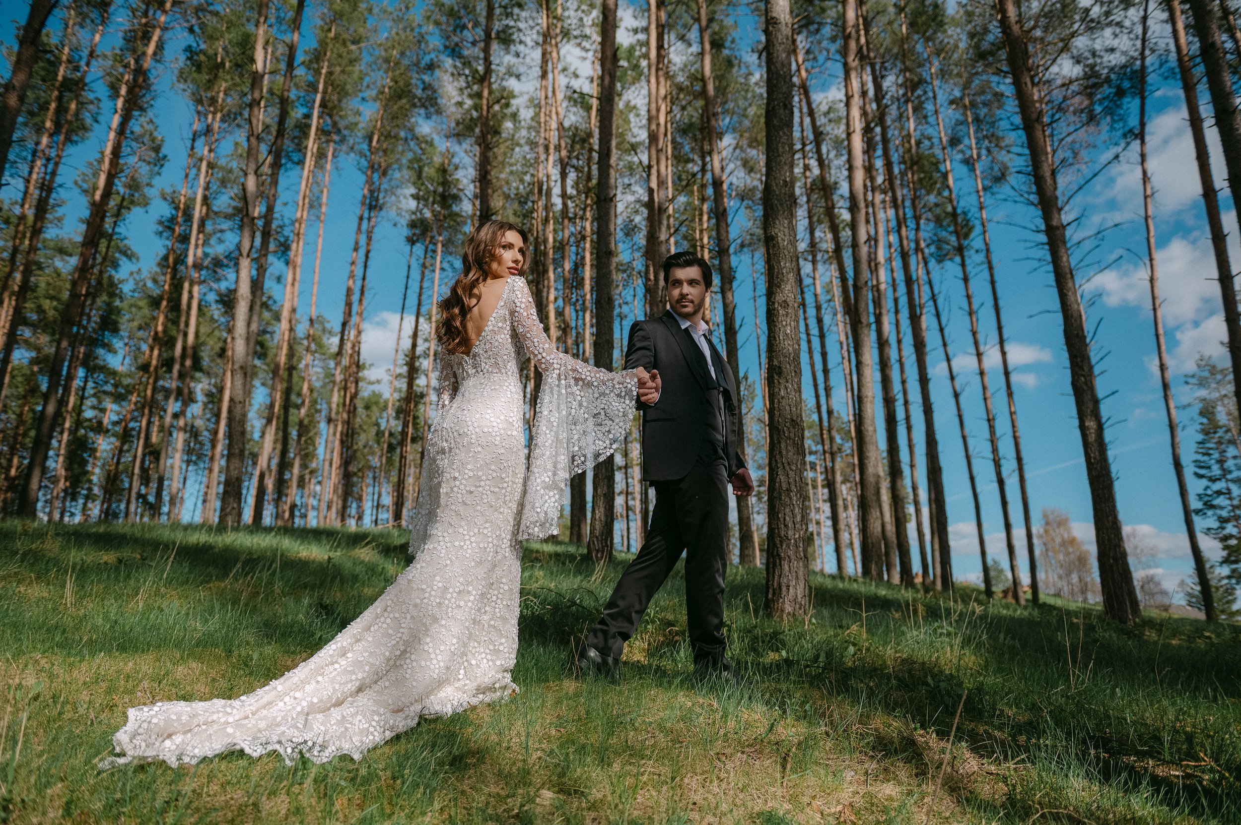 En bryllupsfotografering i Oslo hvor kjærlighet og magiske øyeblikk står i fokus. Jeg spesialiserer meg på bryllupsfotografier i Oslo og er klar til å forevige din store dag!
#BryllupsfotografOslo #OsloBryllup #Bryllupsfotograf #OsloWeddingPhotograph