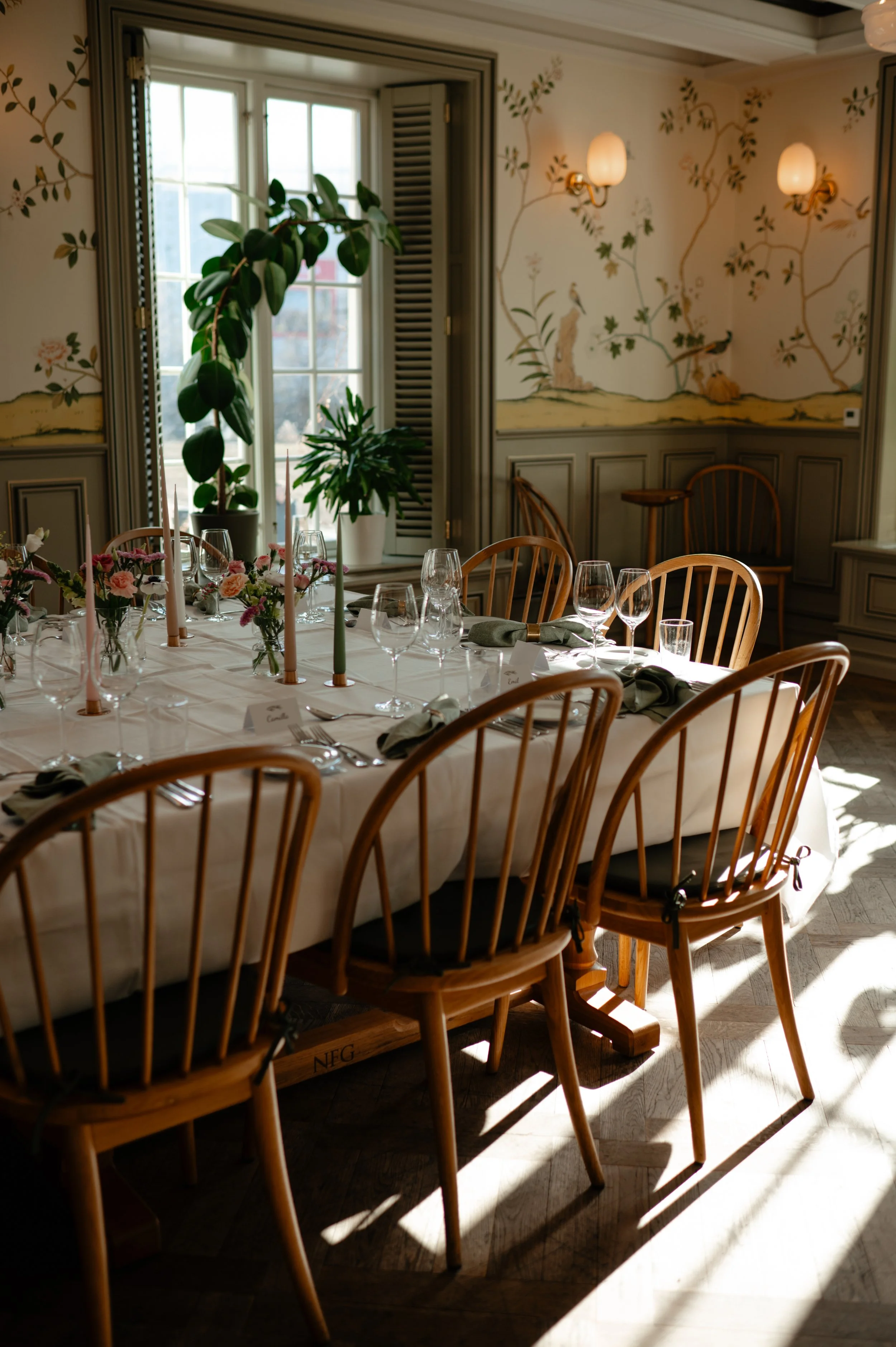 En bryllupsfotografering i Oslo hvor kjærlighet og magiske øyeblikk står i fokus. Jeg spesialiserer meg på bryllupsfotografier i Oslo og er klar til å forevige din store dag!
#BryllupsfotografOslo #OsloBryllup #Bryllupsfotograf #OsloWeddingPhotograph