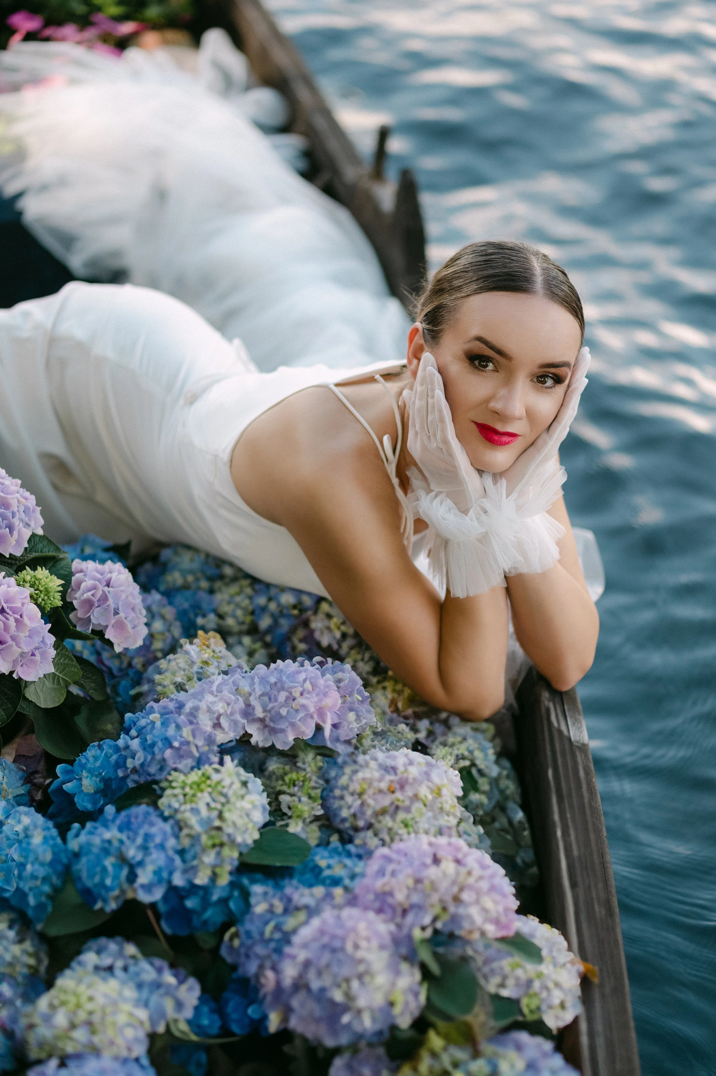 En bryllupsfotografering i Oslo hvor kjærlighet og magiske øyeblikk står i fokus. Jeg spesialiserer meg på bryllupsfotografier i Oslo og er klar til å forevige din store dag!
#BryllupsfotografOslo #OsloBryllup #Bryllupsfotograf #OsloWeddingPhotograph